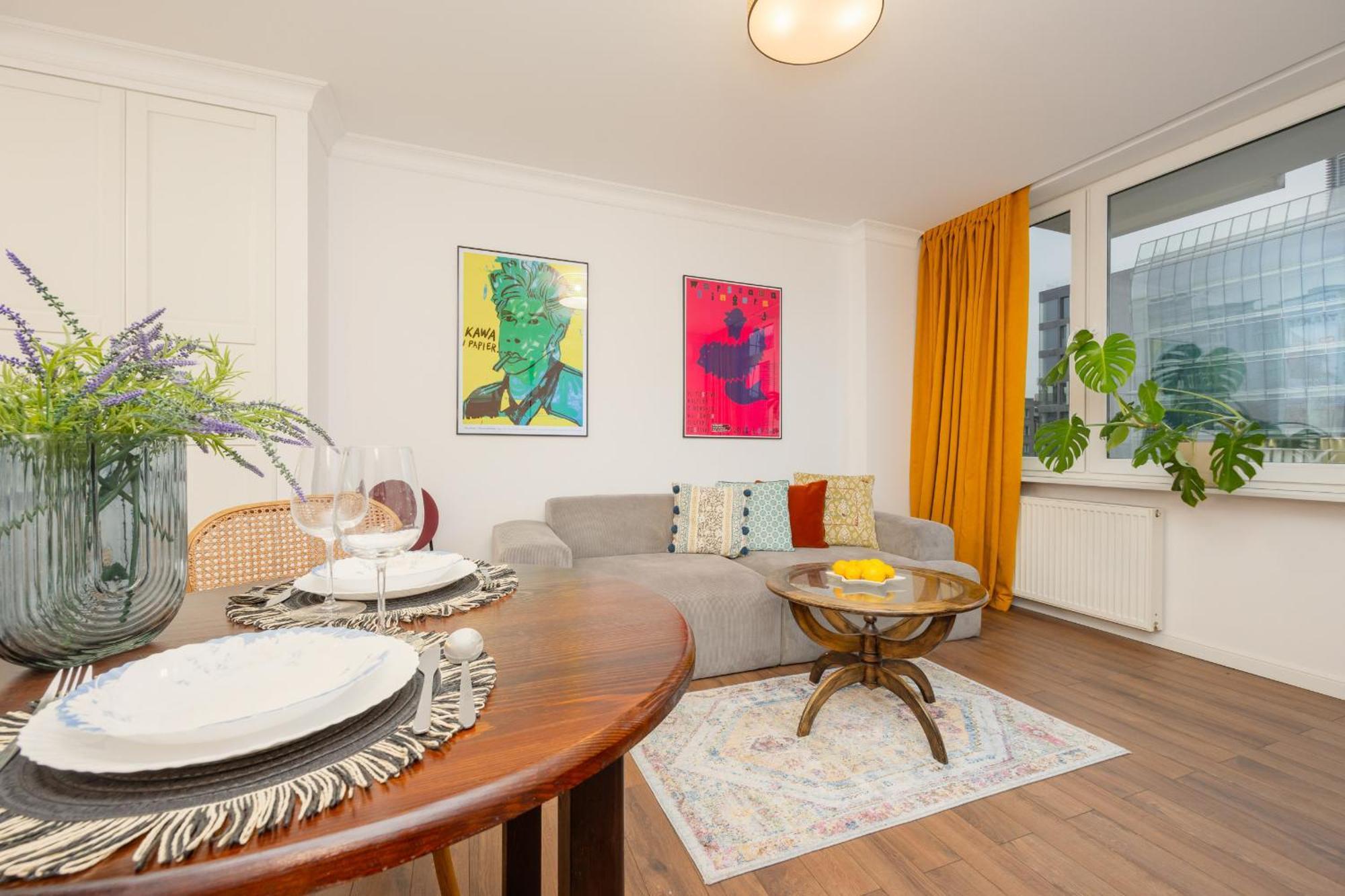 Marszalkowska Stylish With Balcony Center By Renters * Warsaw