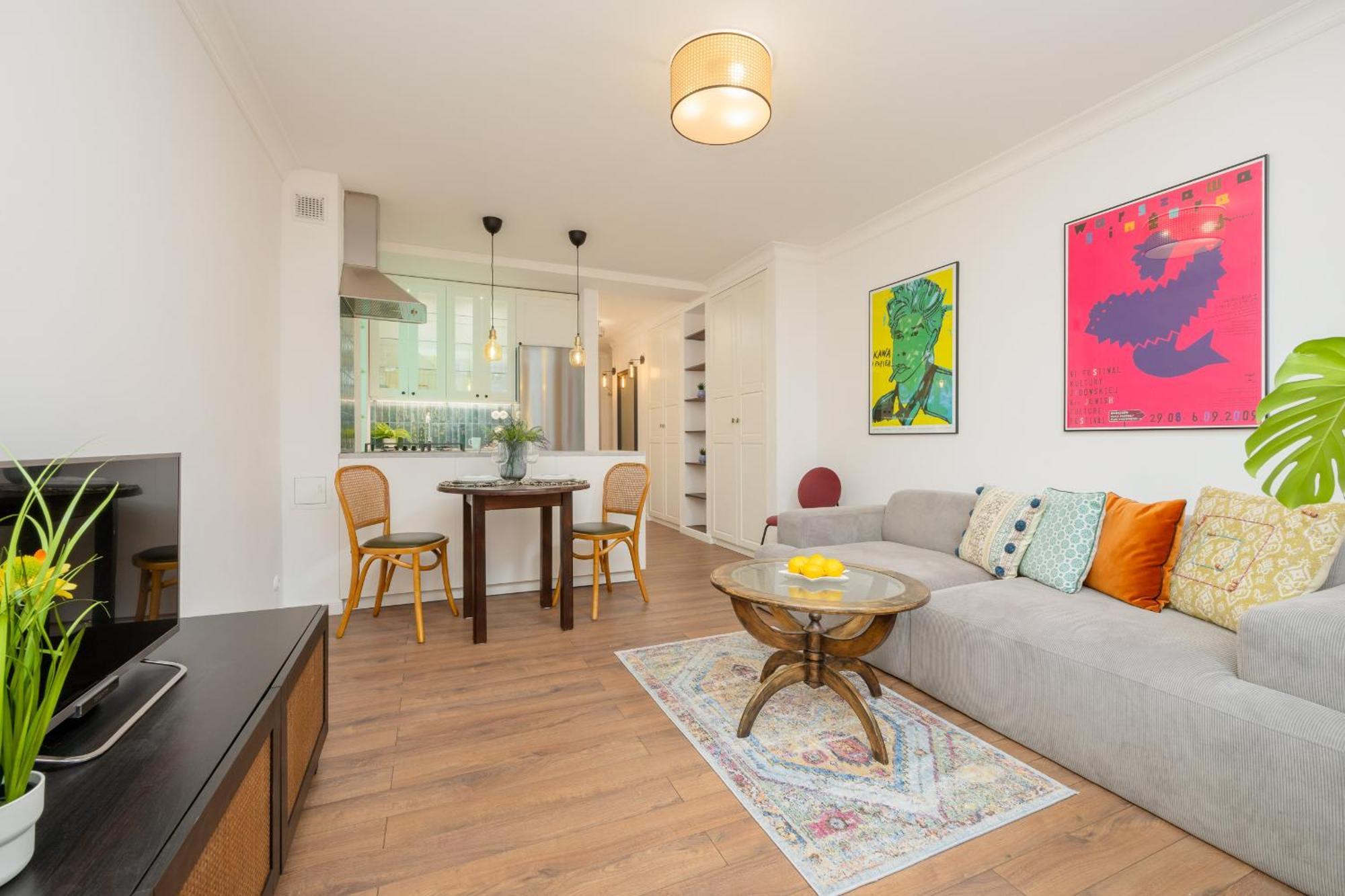 Marszalkowska Stylish With Balcony Center By Renters *