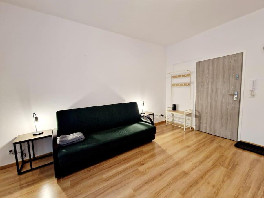 Apartment Ladna Kawalerka Srodmiescie, Szybkie Wi - Fi. Warsaw