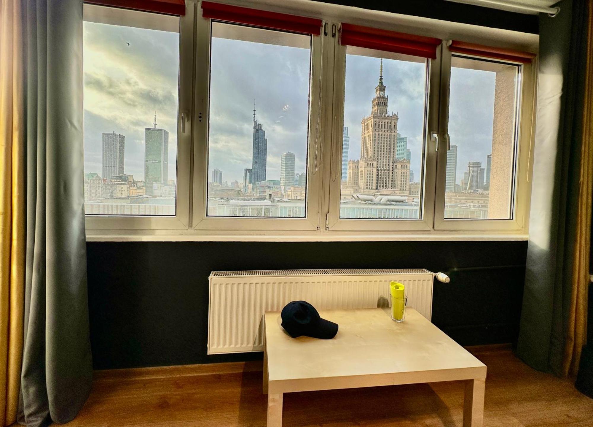View 3 Fast Wifi 1gbs 85'tv Amazontv Hbo Disney+ Apartament Warszawa