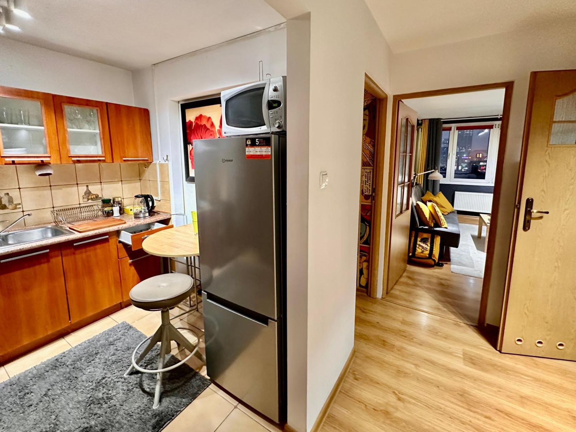 View 3 Fast Wifi 1gbs 85'tv Amazontv Hbo Disney+ Apartament Warszawa