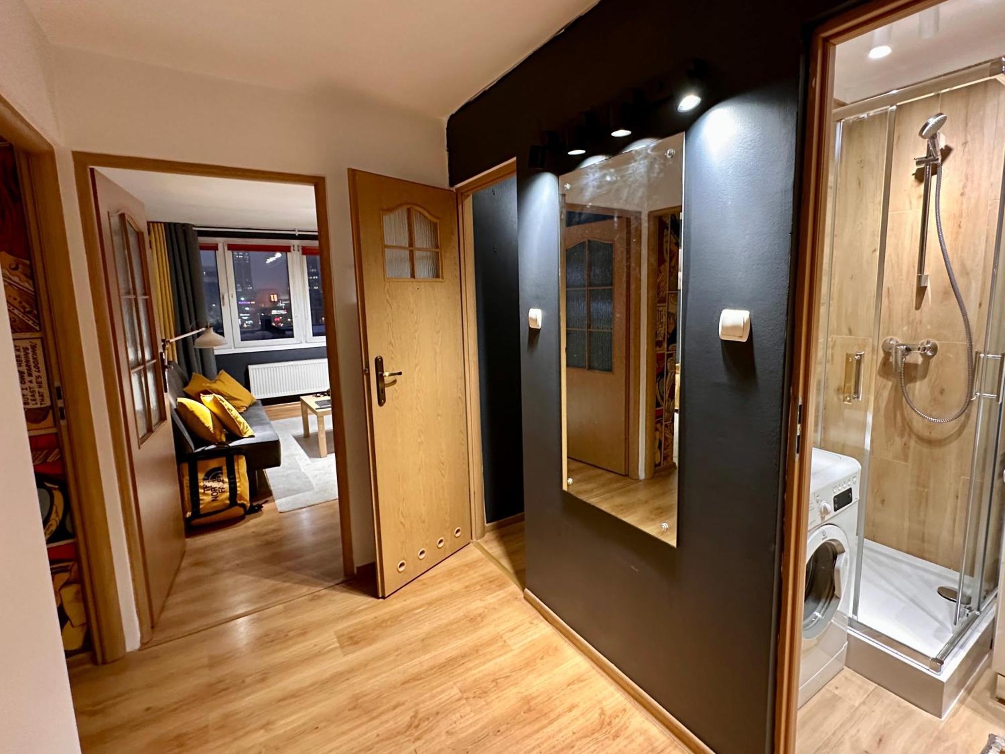 Apartament View 3 Fast Wifi 1gbs 85'tv Amazontv Hbo Disney+ *