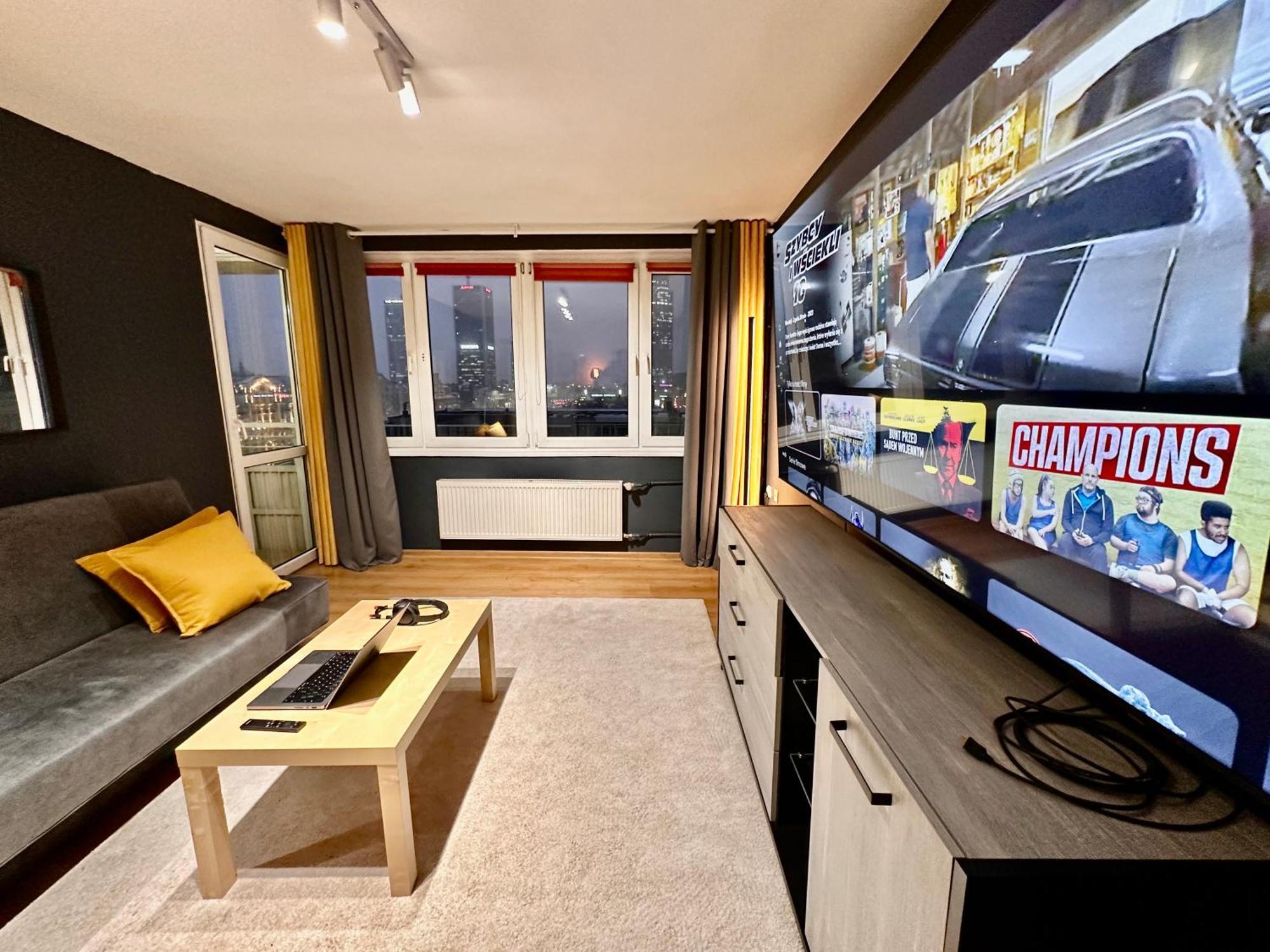 View 3 Fast Wifi 1gbs 85'tv Amazontv Hbo Disney+ Apartament Warszawa