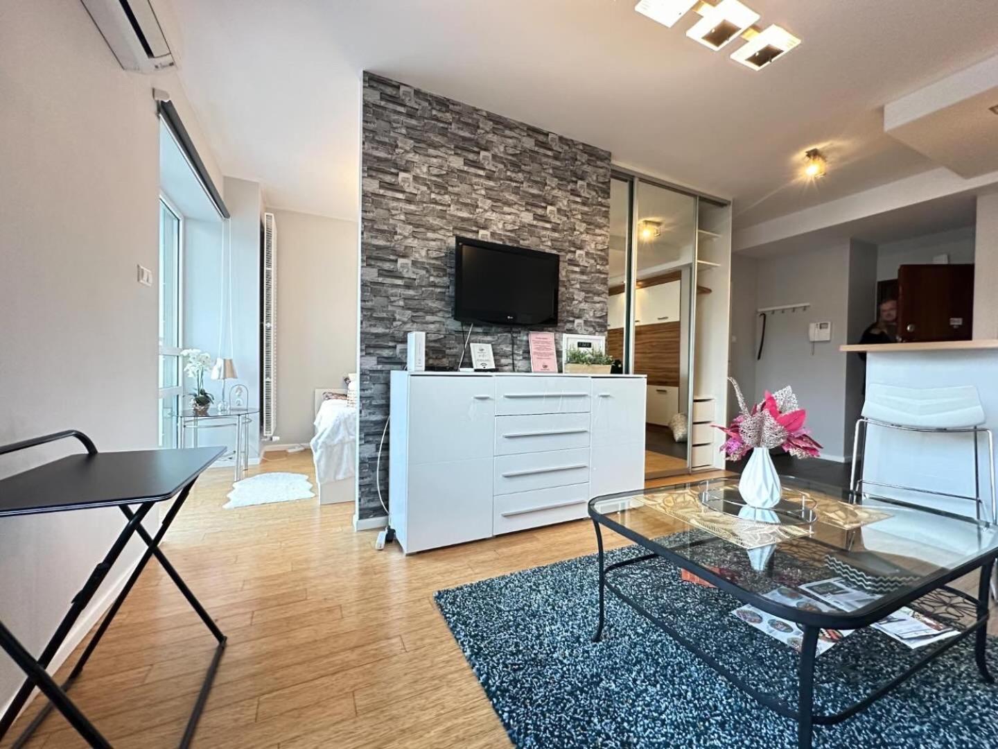 Cityhome Platinum Towers Apartament *