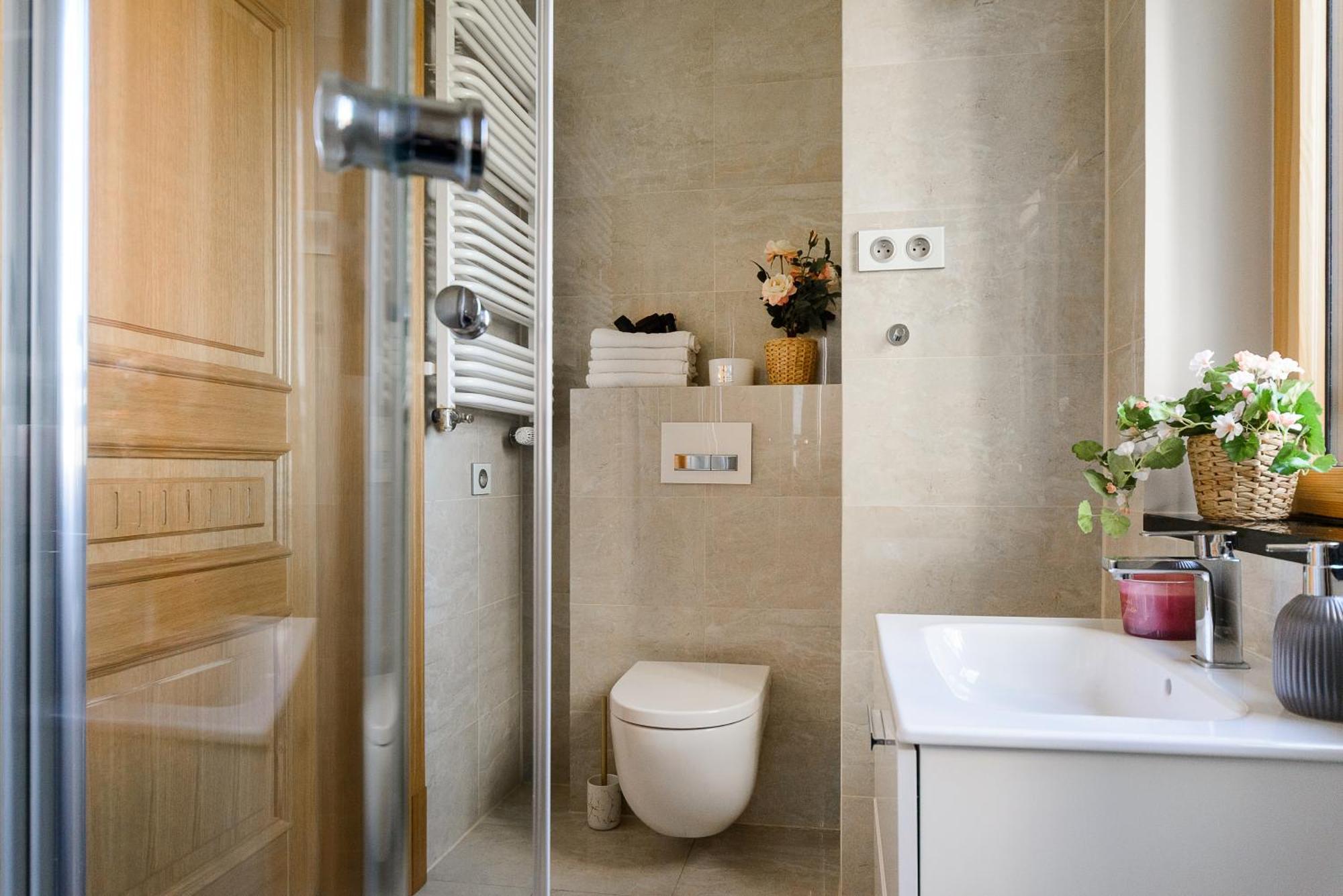 Apartament Lumina Premium Near Mennica
