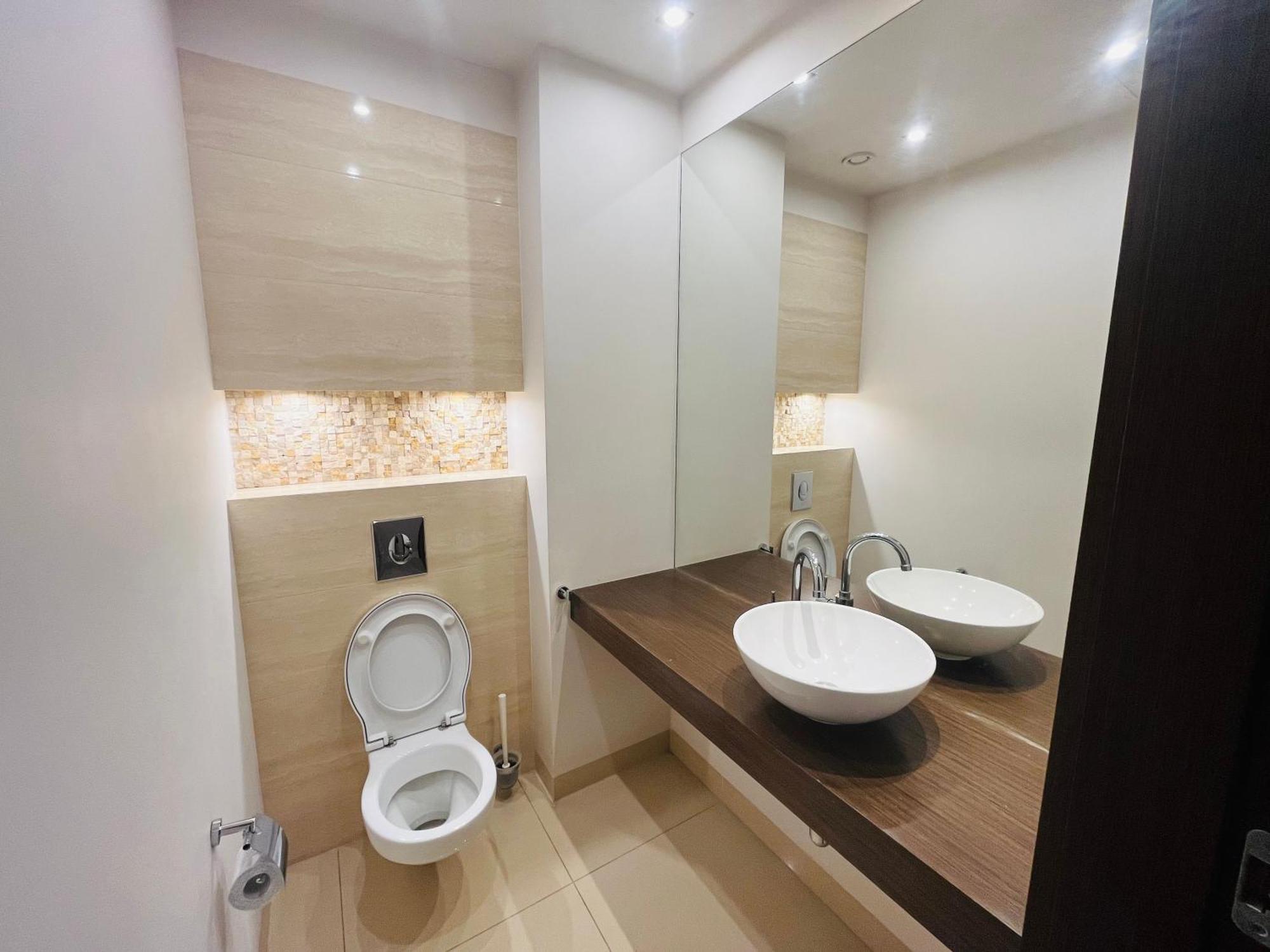 Parking Slot Included - 70m2 Two-bedroom Warsaw
