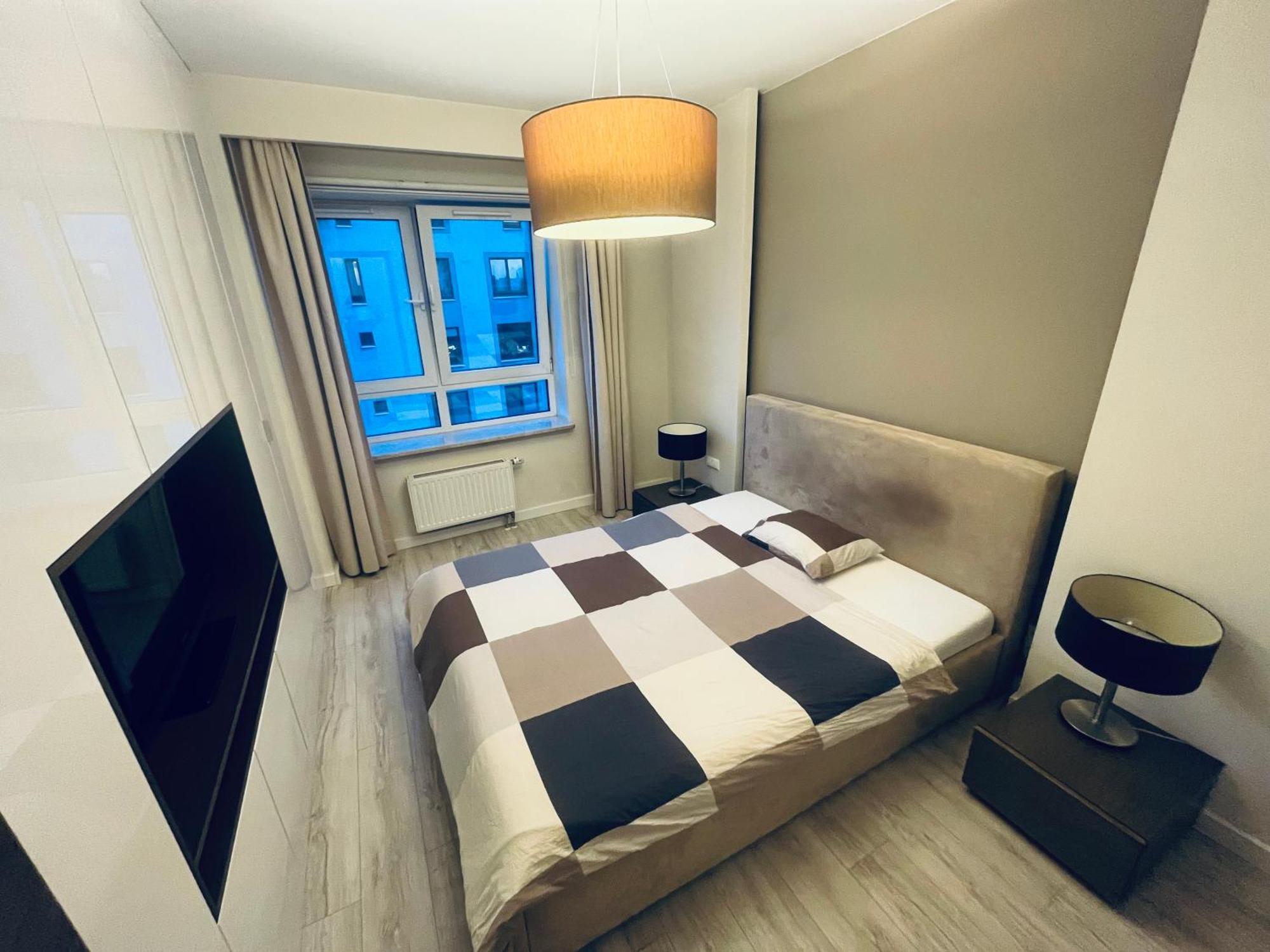 Parking Slot Included - 70m2 Two-bedroom Apartamento