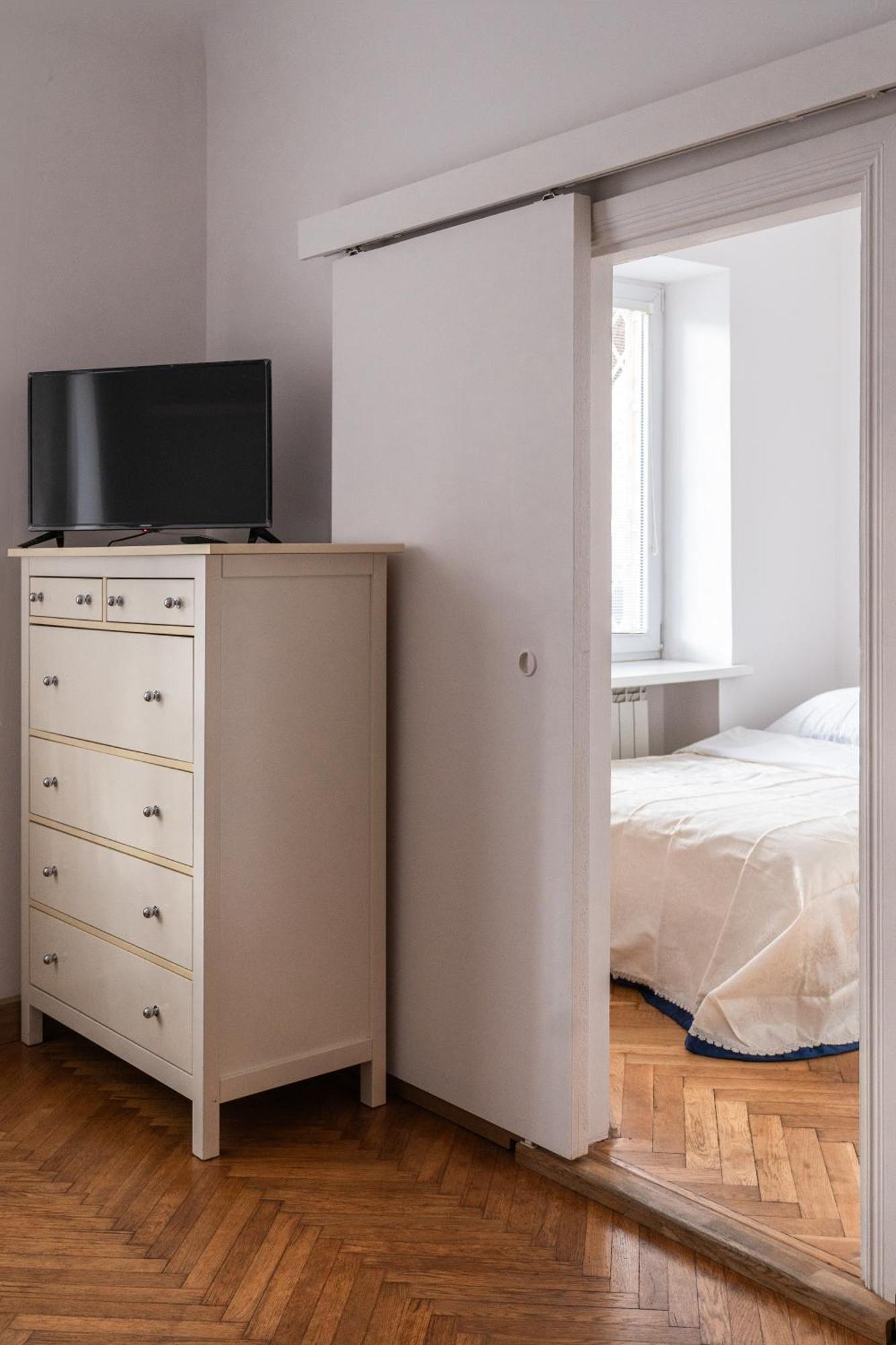 Saska 54 Apartamento Varsóvia