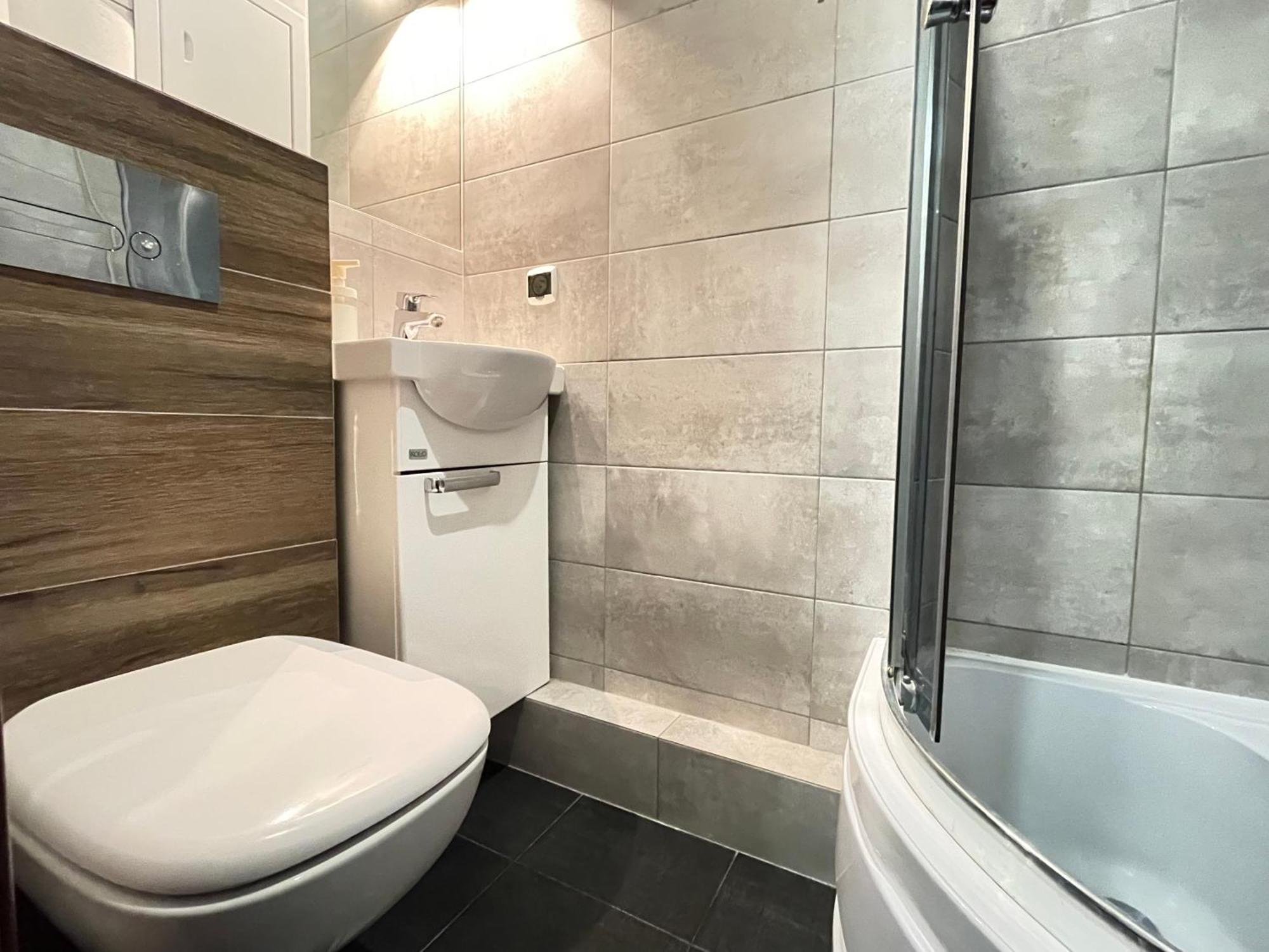 Superior Pulawska, 4 Rooms, 3 Bedrooms, Metro! Recepcion24h! Apartment *