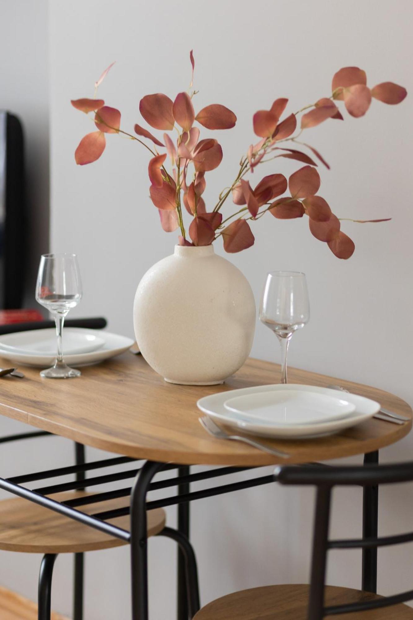 Sunny Lwowska Street Metro By Renters Apartament *