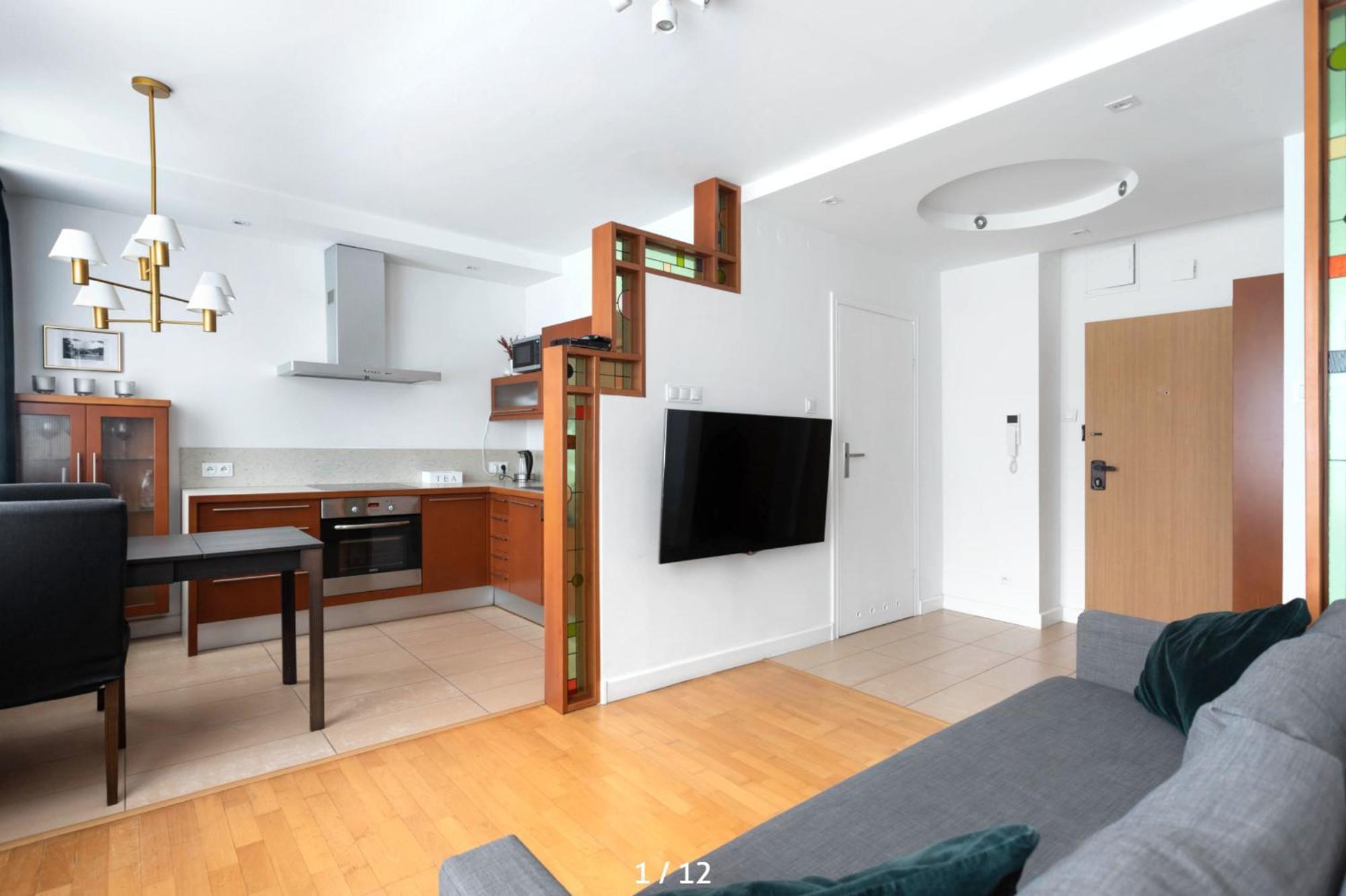Spacious Quiet Apt Close To The Belvedere Palace Căn hộ Warsaw
