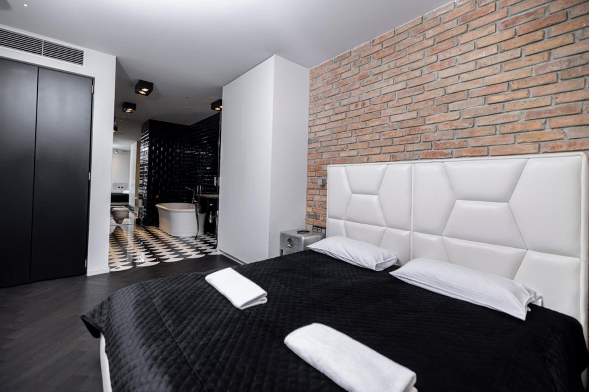 Black Pearl - Amazing View, 130 Sqm Apartment *