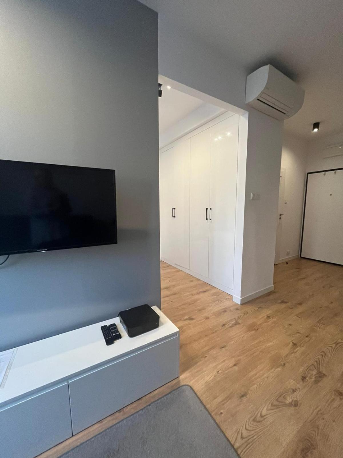 Apartamento Lubmarex1 Slawinska 508 Varsóvia