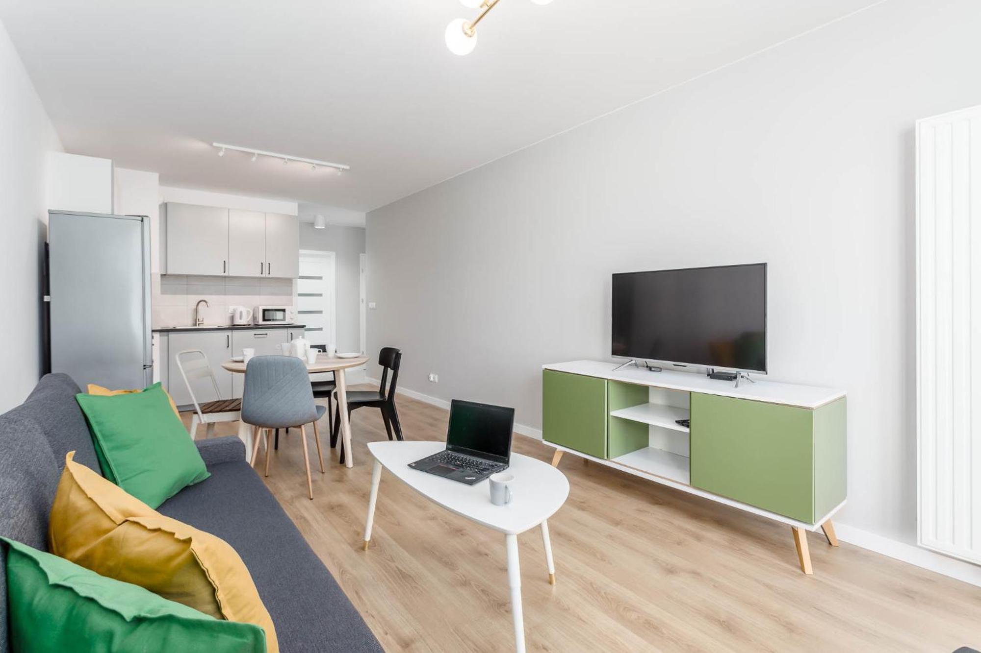 Enjoy! Ursus Apartment