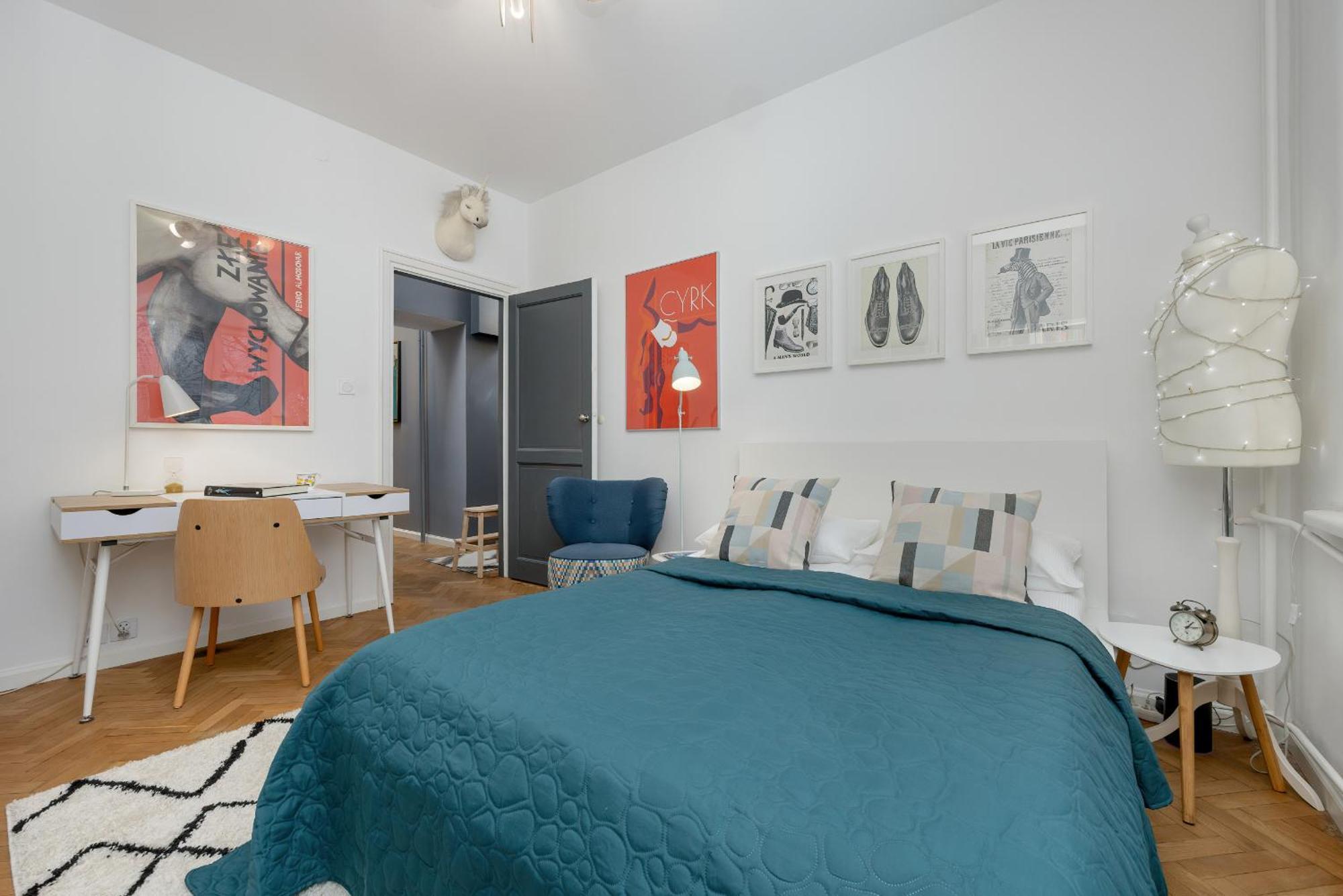 City Center Turquoise By Renters