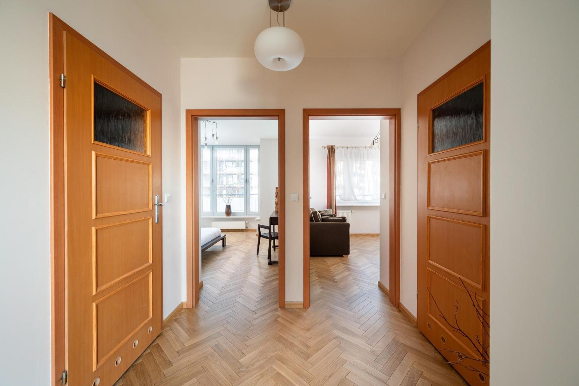 Wygledowska 2-bedroom Apartment Warsaw