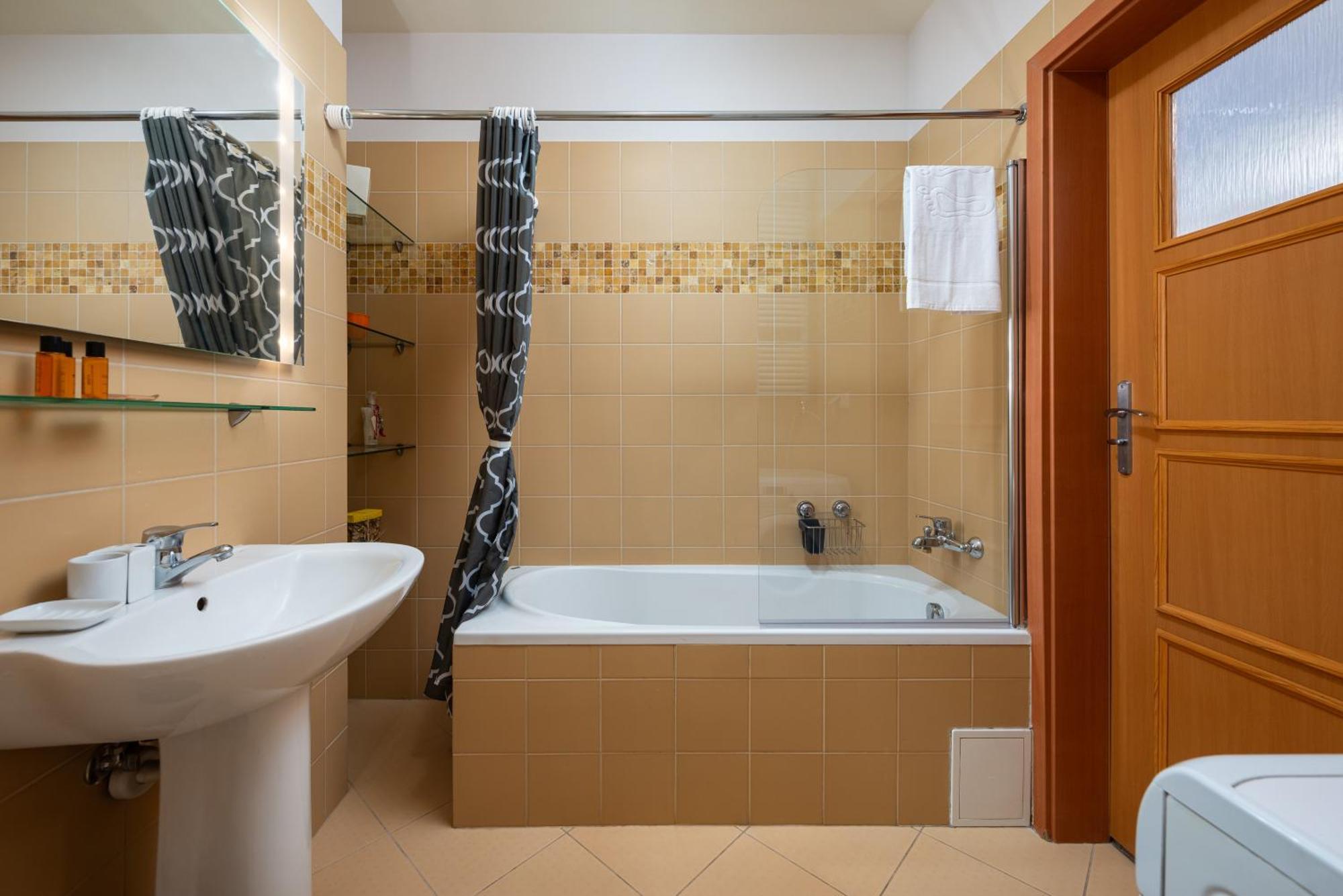 Apartment Wygledowska 2-bedroom Warsaw