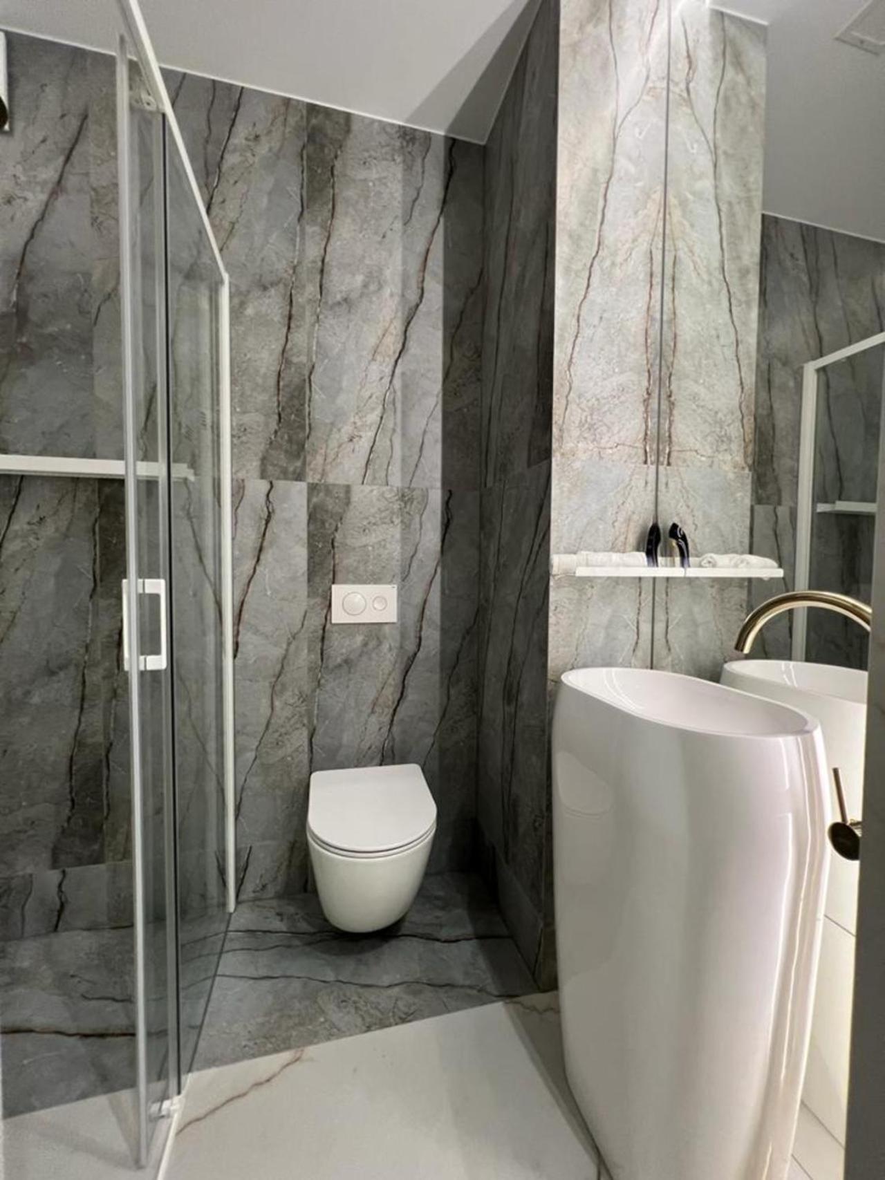 Apartment Vipwarsawapartments Pl Gold Mennica