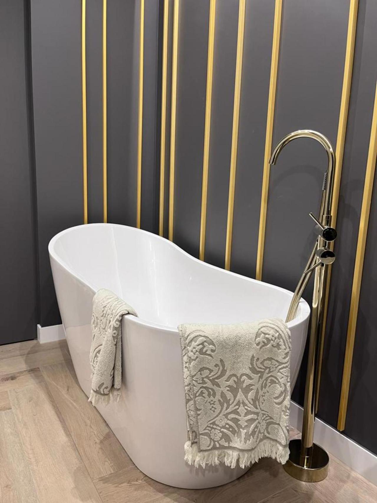Vipwarsawapartments Pl Gold Mennica *
