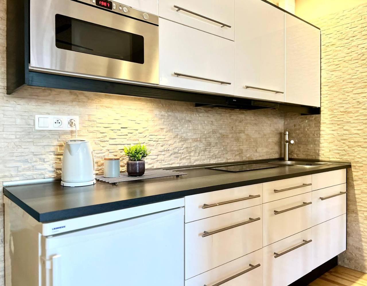 K22 Postepu 10 Chopin Airport Apartment