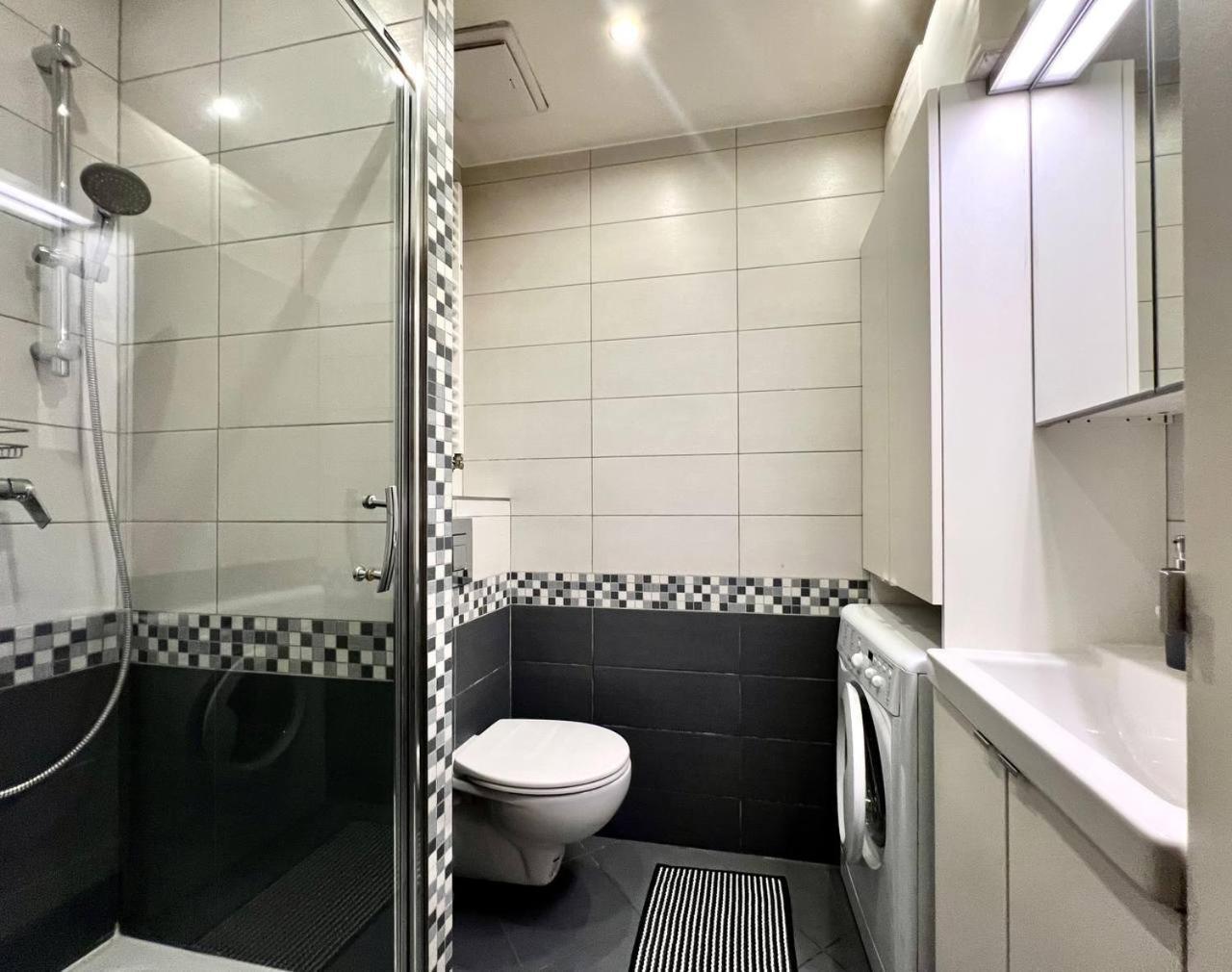 Apartment K22 Postepu 10 Chopin Airport *