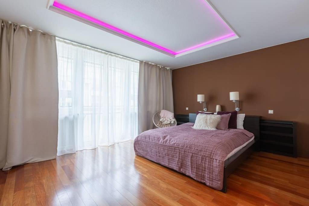 Great 2 Bdr Apartment, Prestigious Location In The Center Of Warsaw. Varsóvia