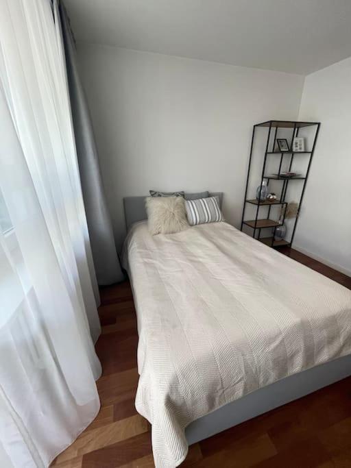 Great 2 Bdr Apartment, Prestigious Location In The Center Of Warsaw. * Varsóvia