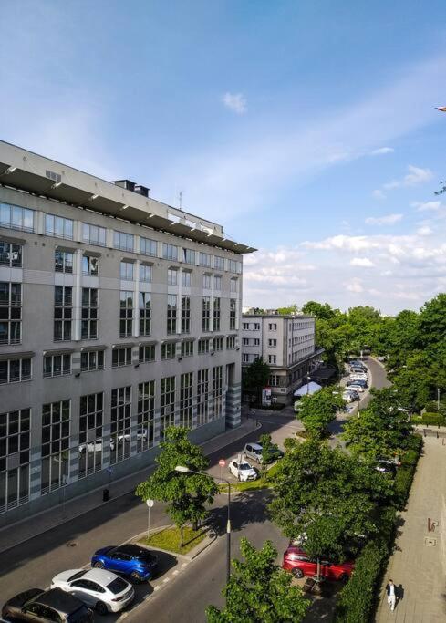 Great 2 Bdr Apartment, Prestigious Location In The Center Of Warsaw. Apartamento *