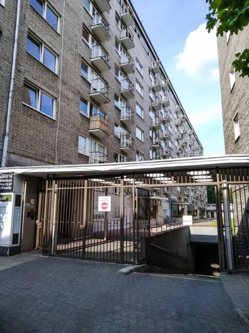 Apartamento Great 2 Bdr Apartment, Prestigious Location In The Center Of Warsaw. Varsóvia