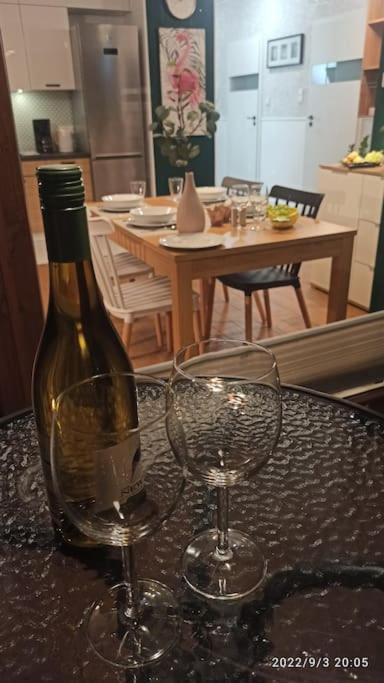 Căn hộ Comfy, Familly Friendly Apartment. Balcony. Garage.
