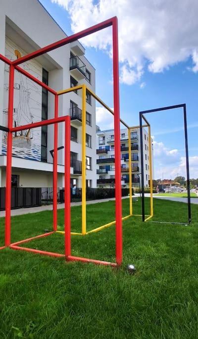 Căn hộ Comfy, Familly Friendly Apartment. Balcony. Garage. Warsaw