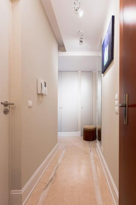 Cozy, Bright Apartment, Garage, Mokotow Warszawa