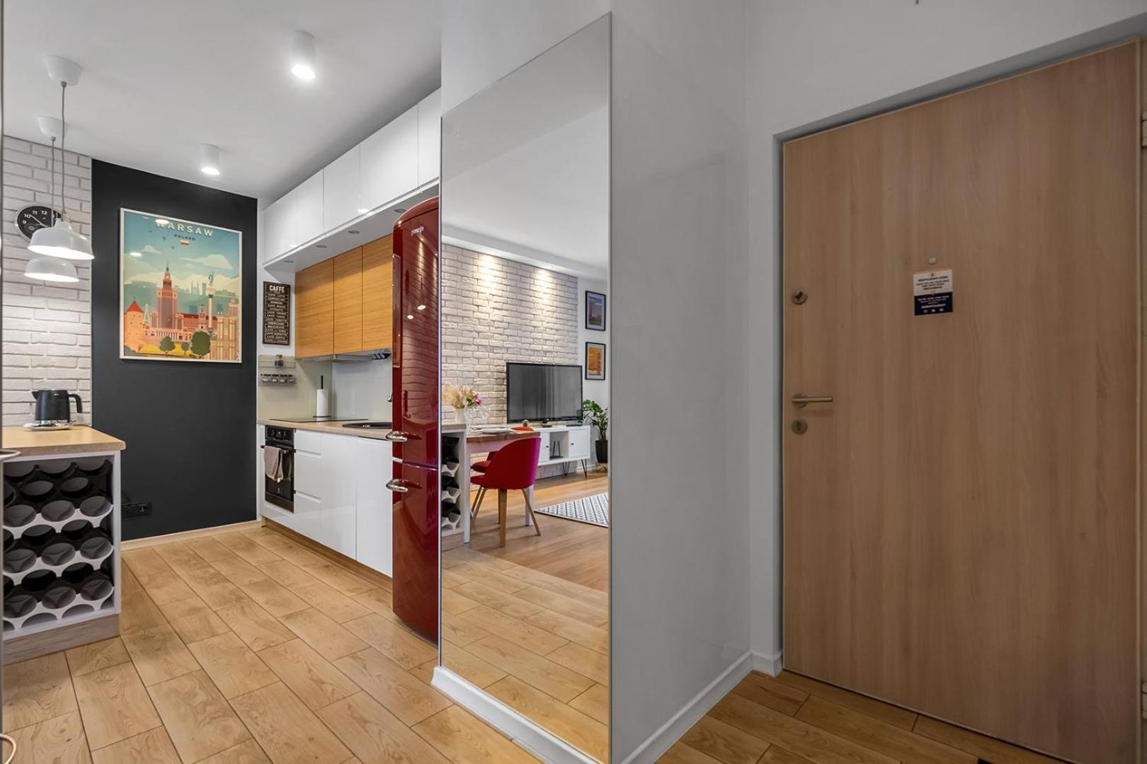 Wola - Parking, Balcony, Quiet & Quarter - By Rentujemy Apartment Warsaw