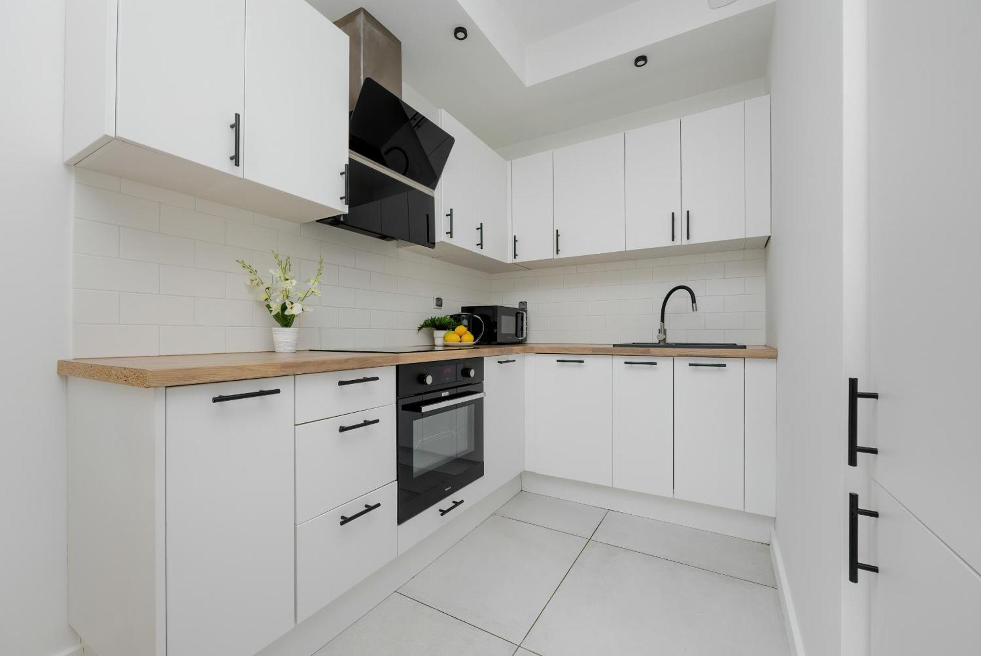 Apartamento Modern With Balcony & Parking Mokotow By Renters Varsóvia