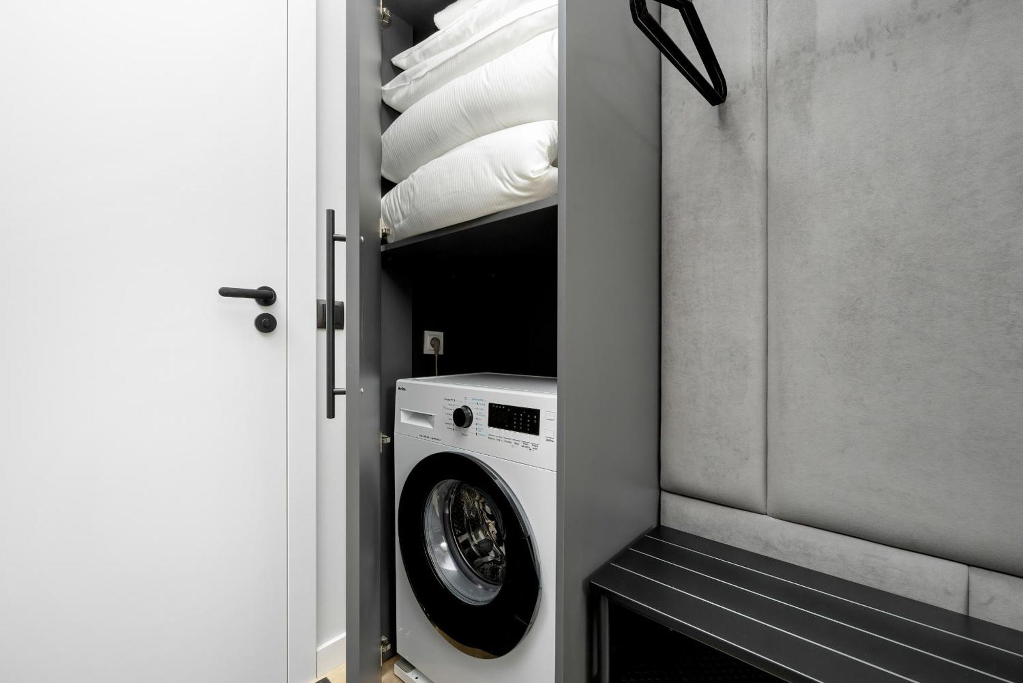 Exclusive Grey And Red In Center By Renters Apartment Warsaw