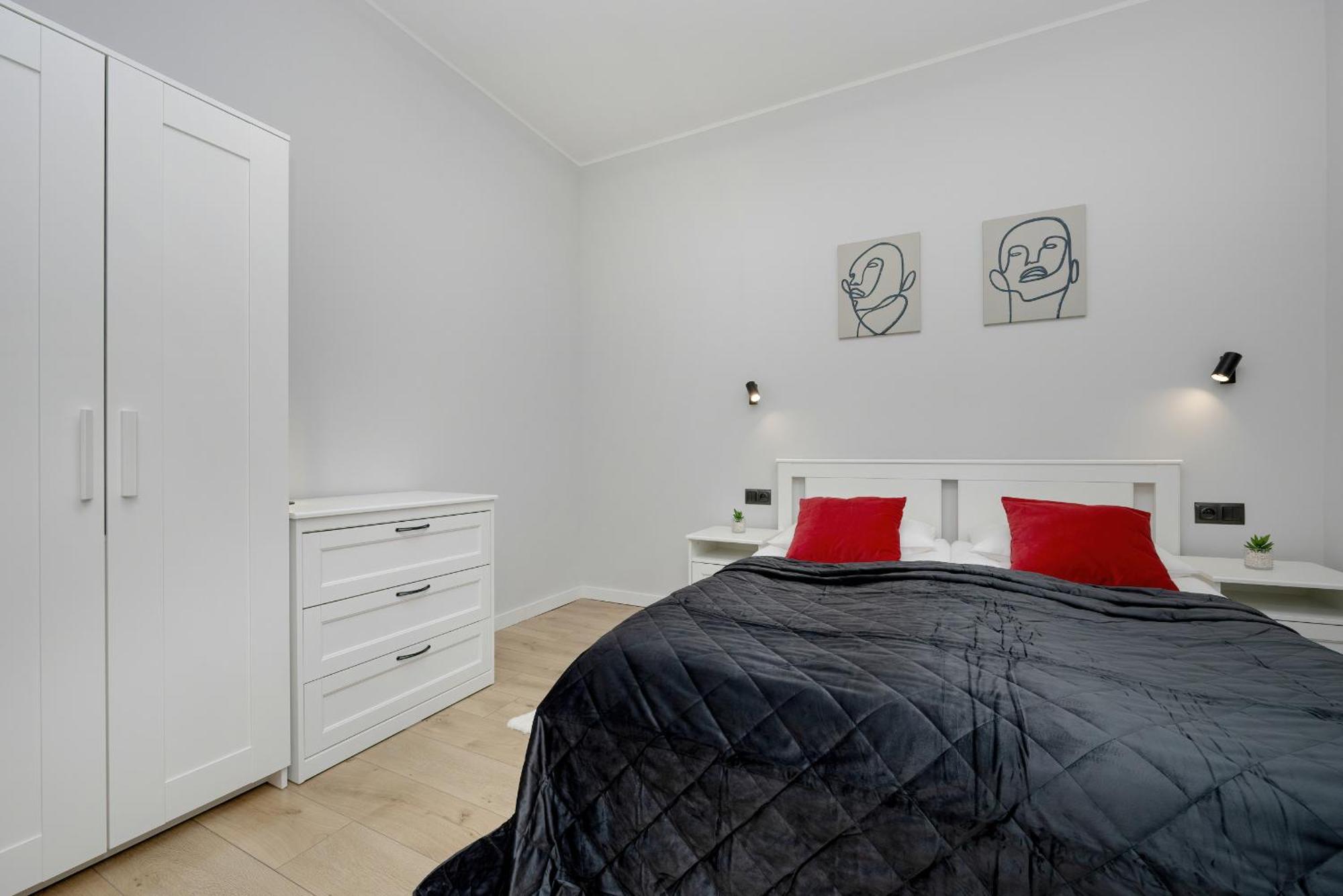 Exclusive Grey And Red In Center By Renters Apartment Warsaw