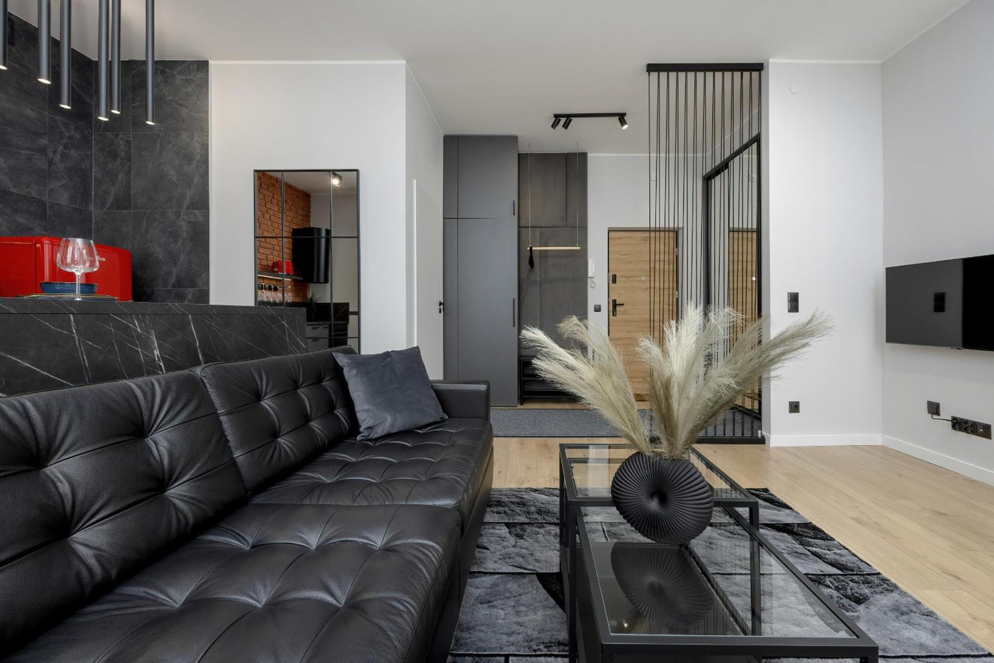 Exclusive Grey And Red In Center By Renters *