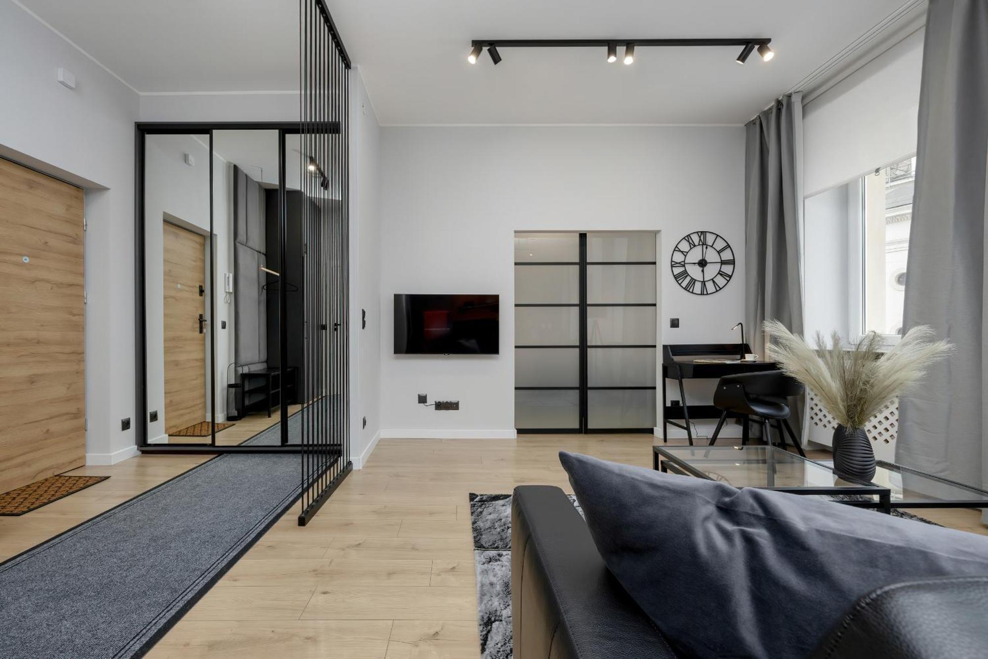 Exclusive Grey And Red In Center By Renters Apartment Warsaw