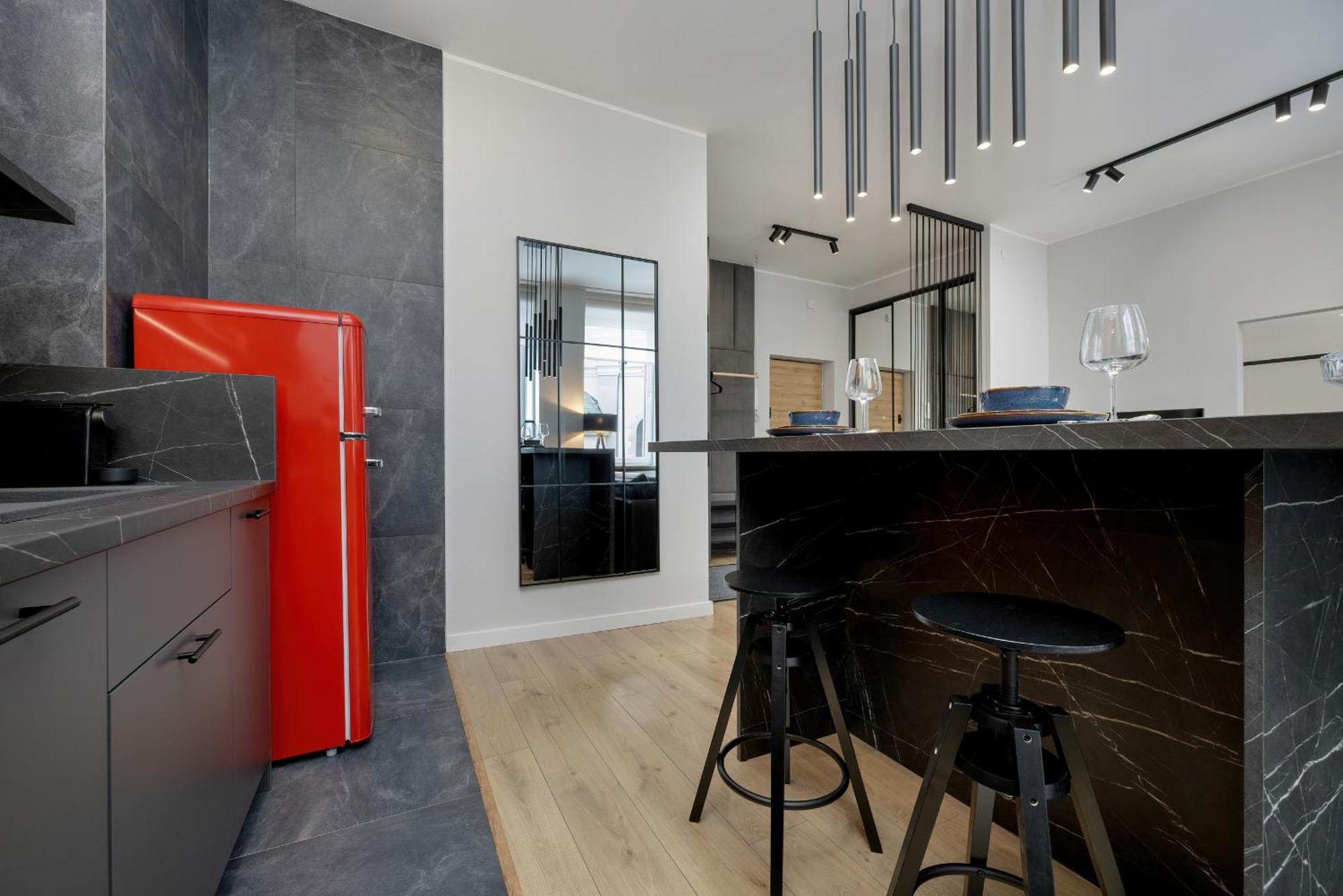 Exclusive Grey And Red In Center By Renters Apartment