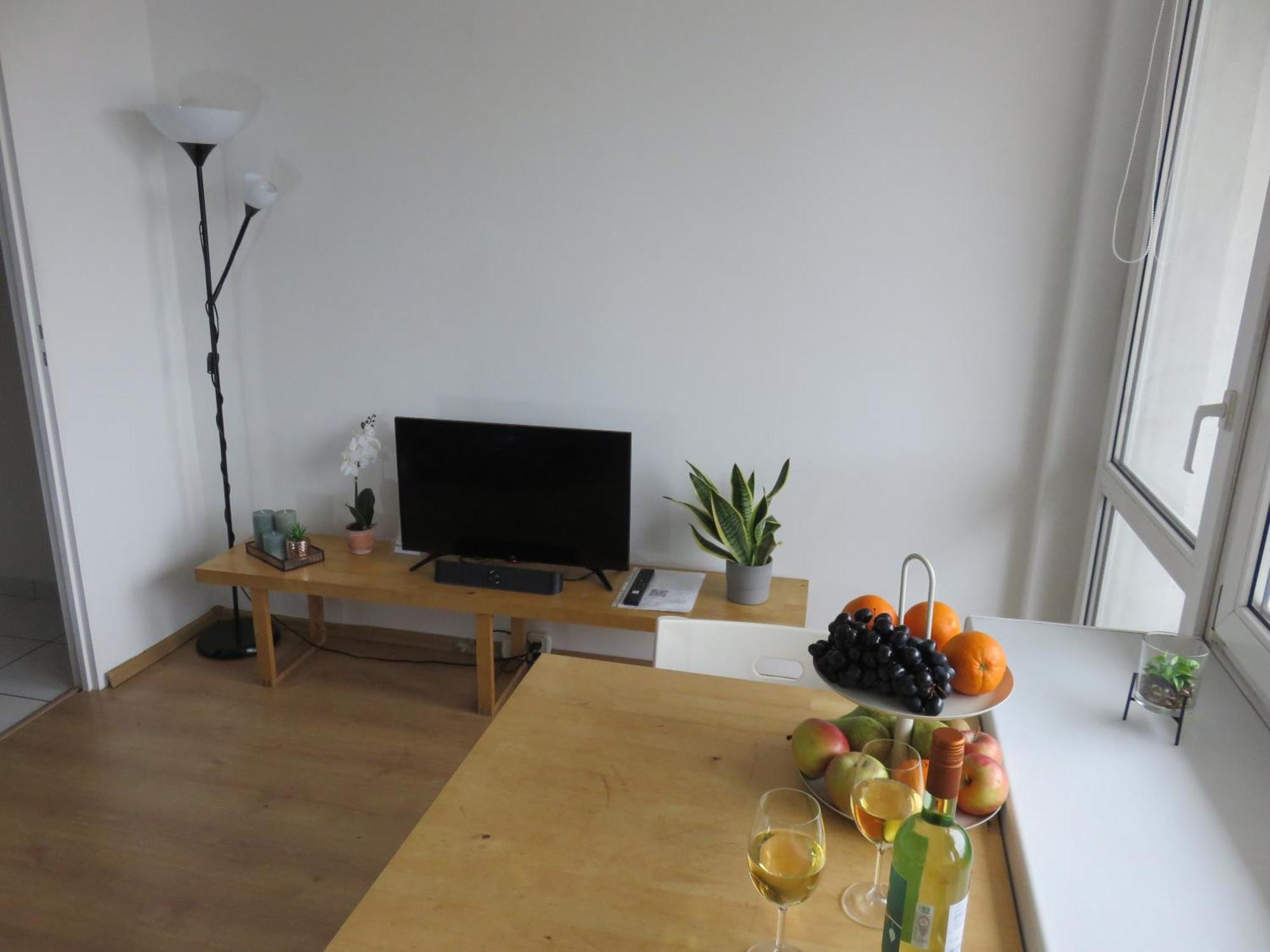 Kompaktowe 2 Pokoje Tramwaj Do Centrum 15 Min Apartment Warsaw