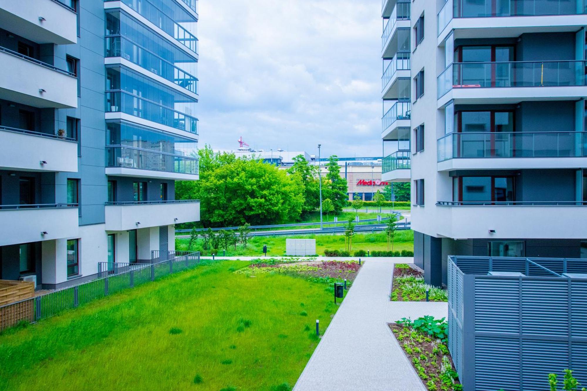 High Standard Studio. City Center. Free Parking. Apartment
