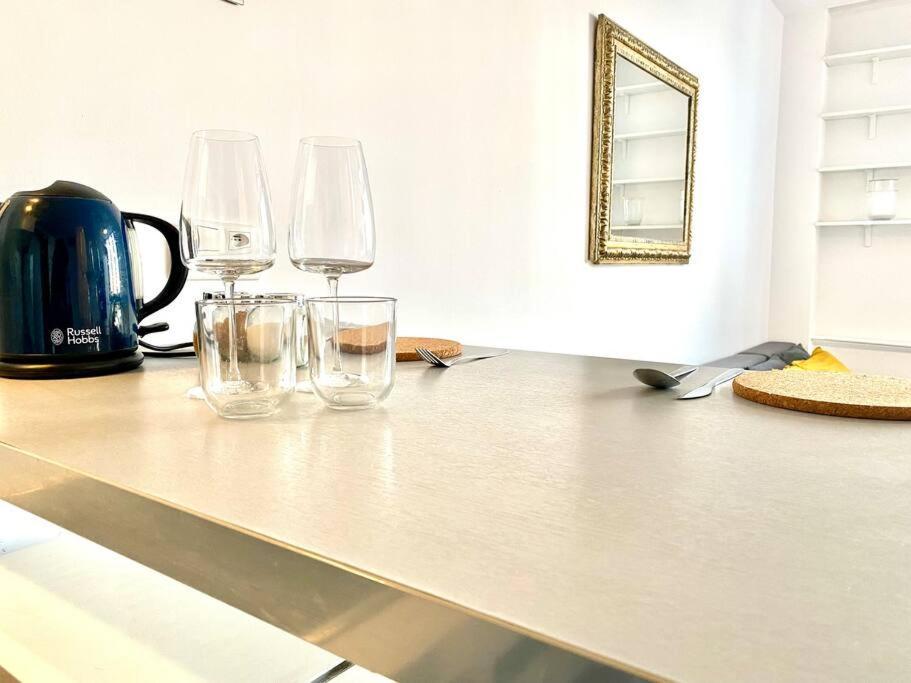 Studio Muranow By Esteum Host * Warsaw