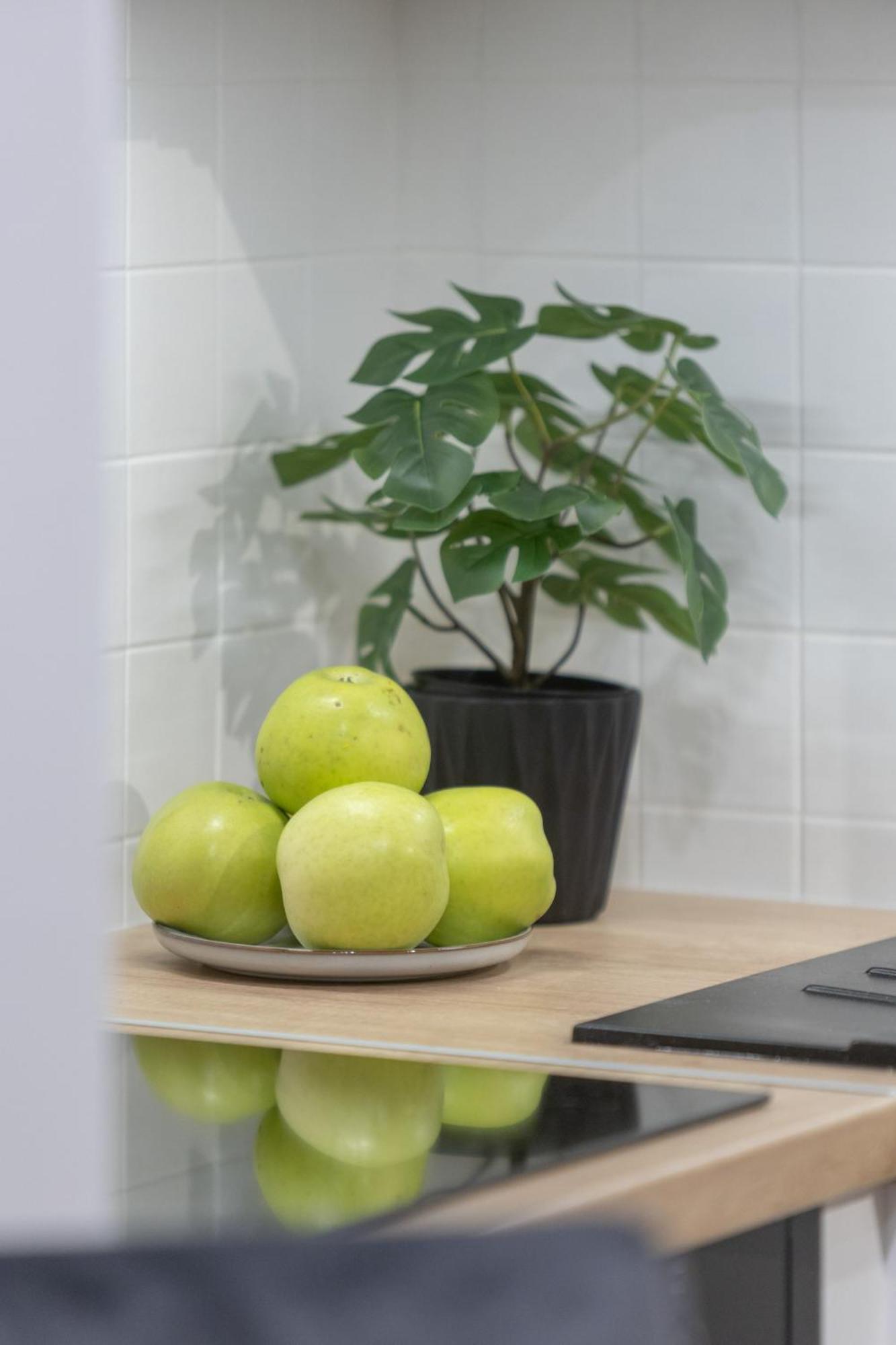 Apartament Bukowinska With Balcony And Parking And Swimming Pool By Renters Warszawa