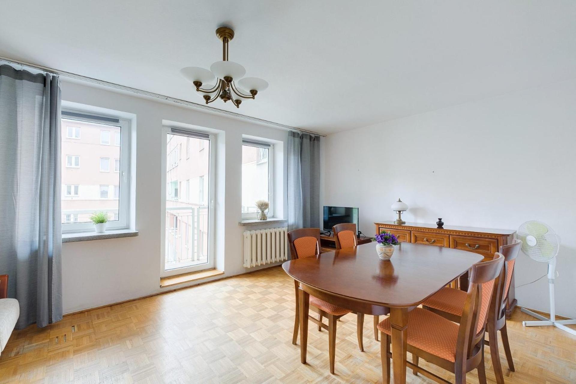 Spacious In Location * Warszawa