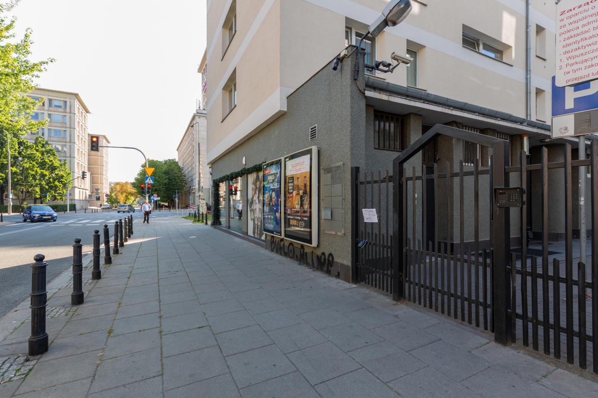 Apartment City Center Studio In By Renters *