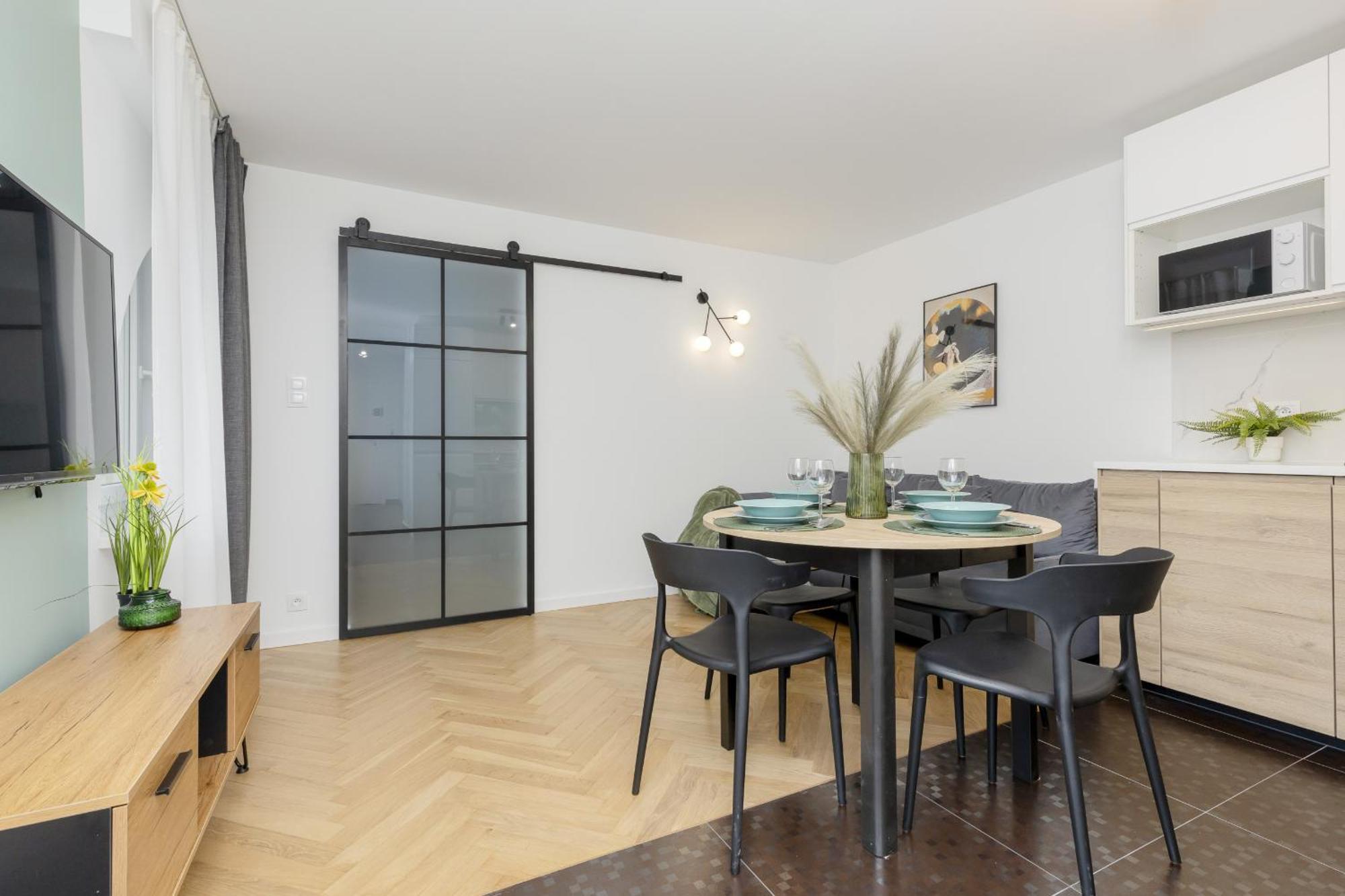 Apartamento Aleja Solidarnosci Modern & Cozy Downtown By Renters Varsóvia