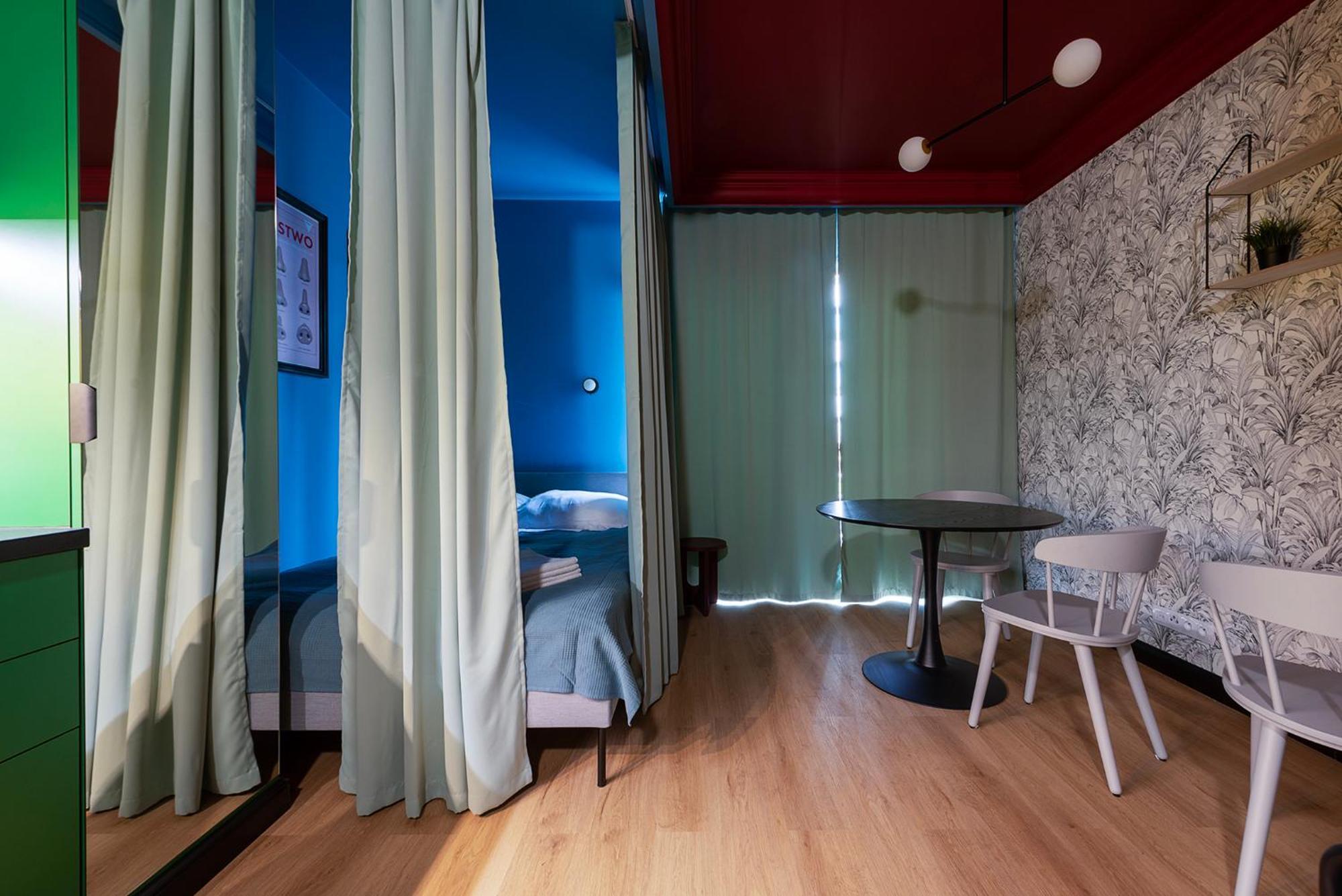 Colorful Apt Close To The Center Great Location Warsaw