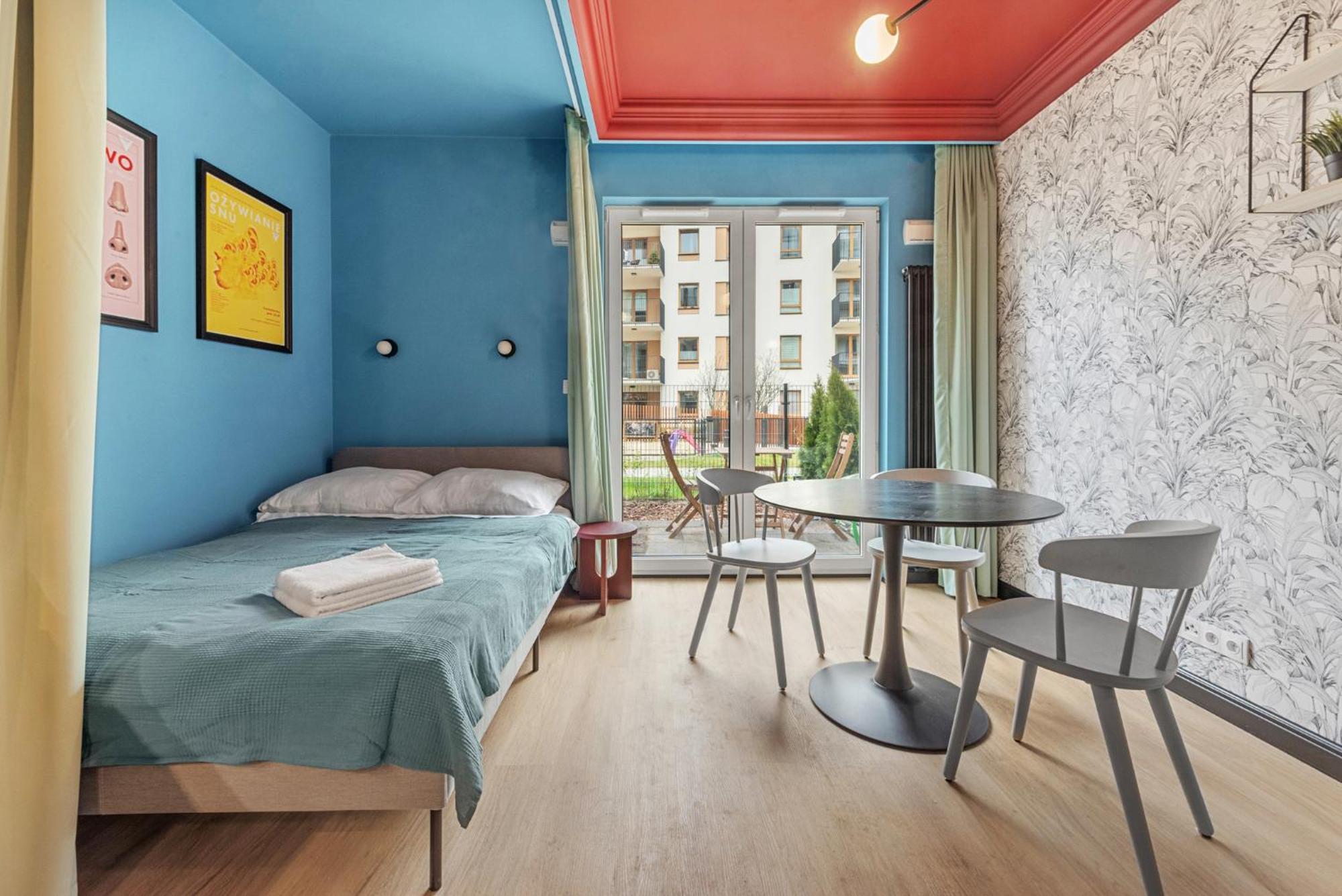 Apartment Colorful Apt Close To The Center Great Location Warsaw