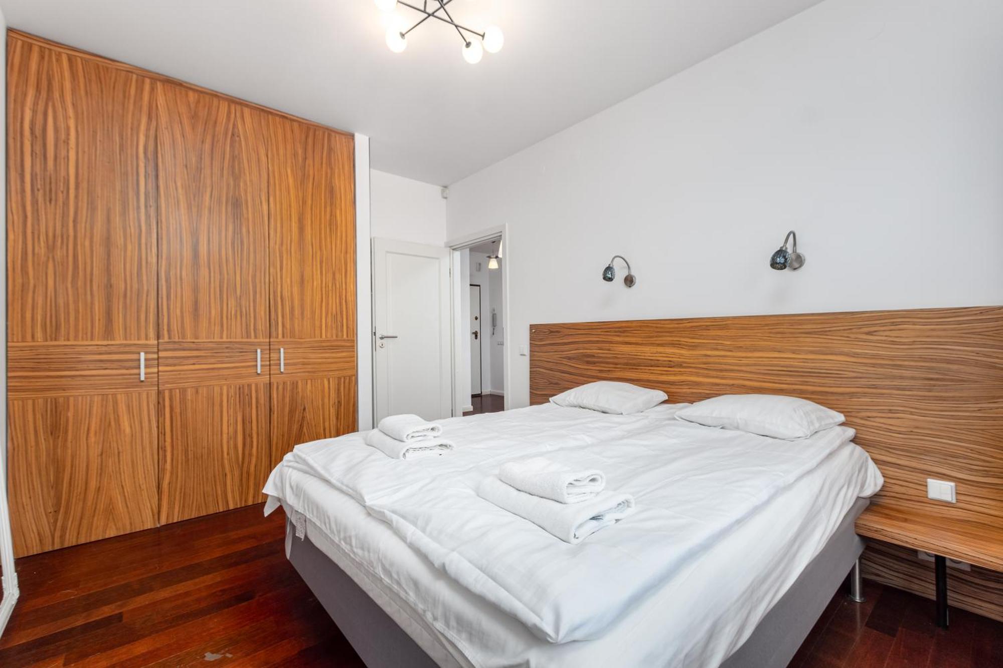 Skoroszewska 7 By Homeprime Apartment