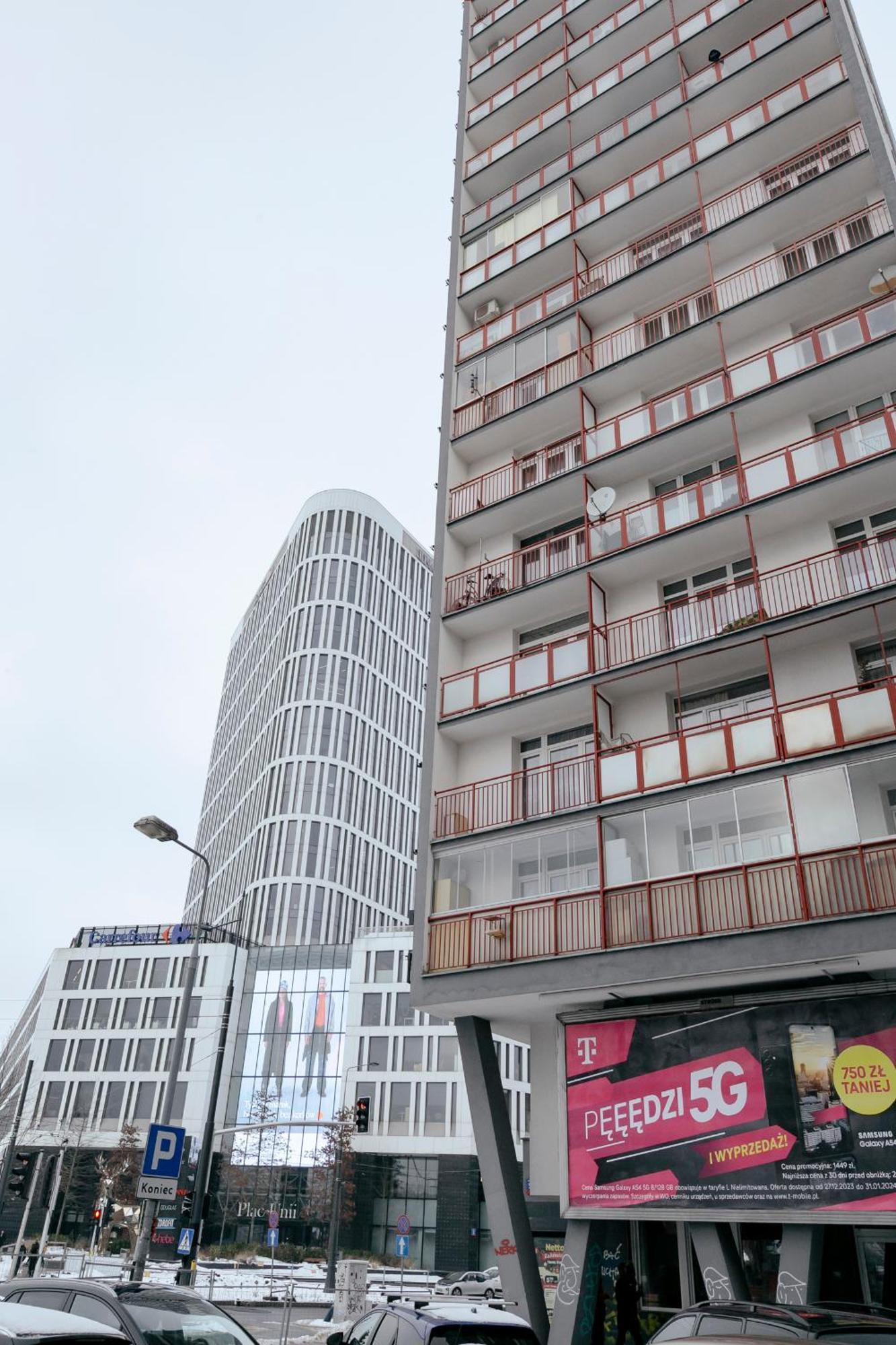 Pulawska 11 -prywatny 4 Osobowy W Centrum Warszawy - Better Warsaw